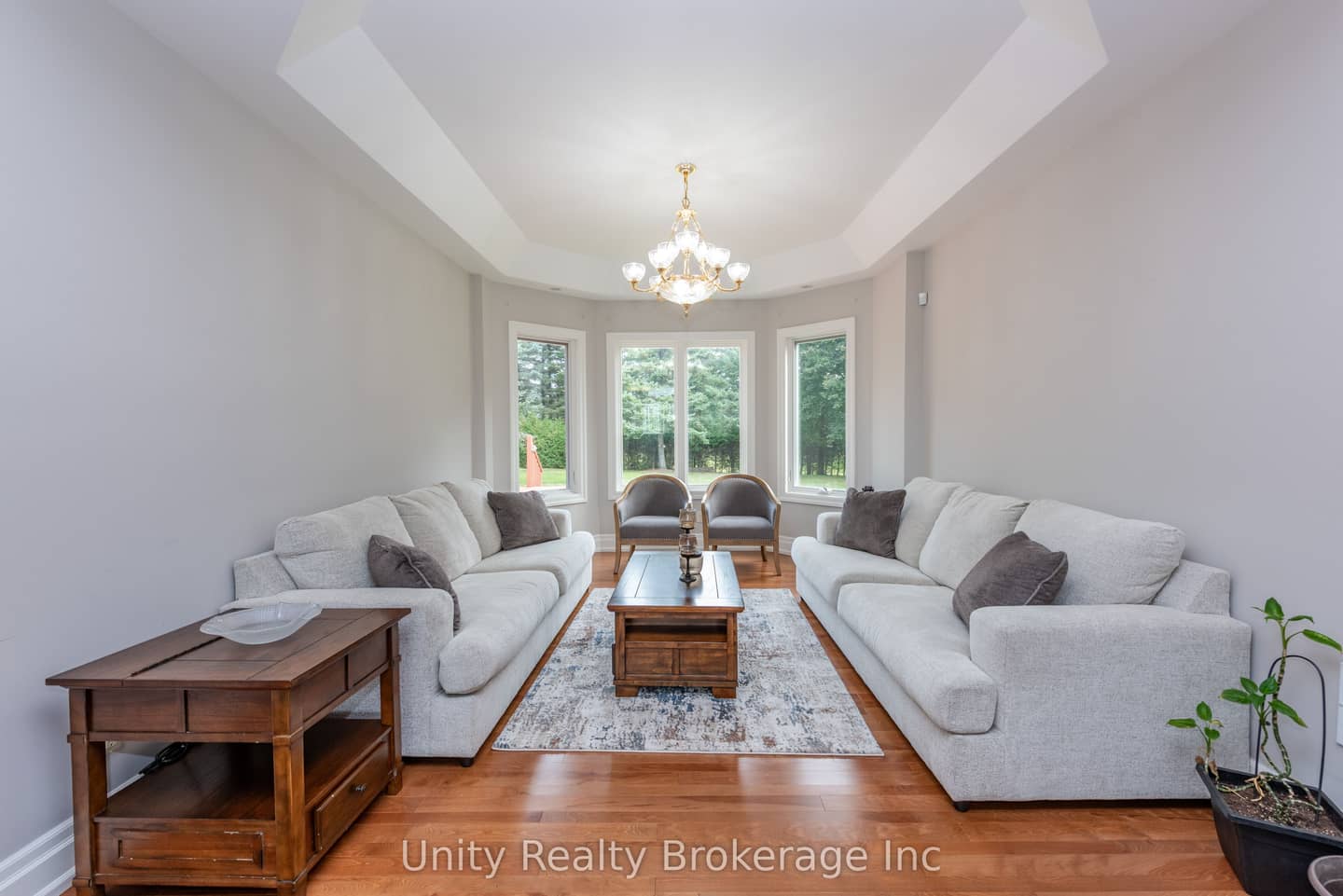 7 Golfdale Court, Caledon, ON L7E 0B3