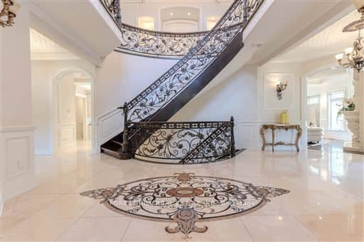 4 Fifeshire Road, Toronto, ON M2L 2G5