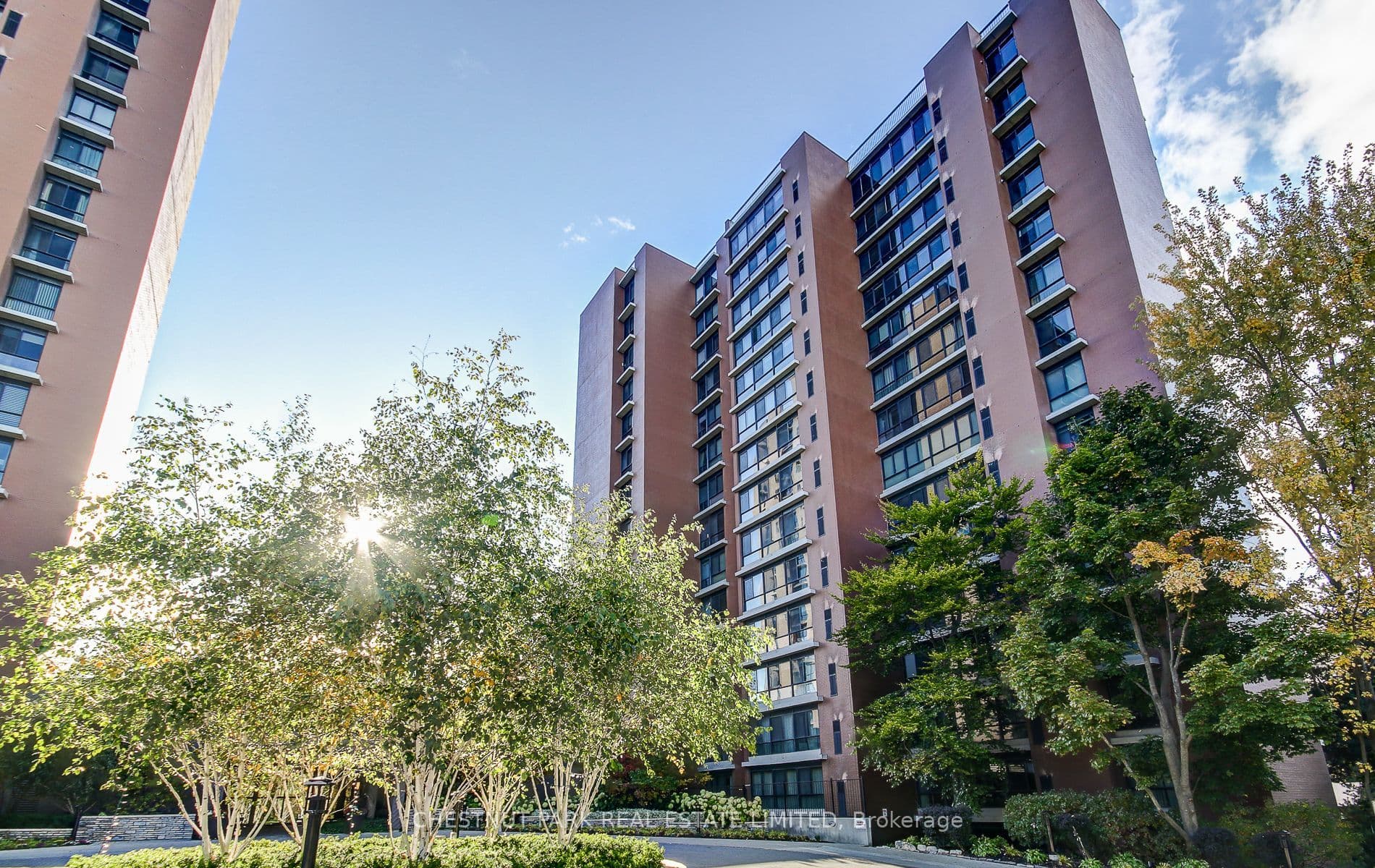1400 Dixie Road 812, Mississauga, ON L5E 3E1
