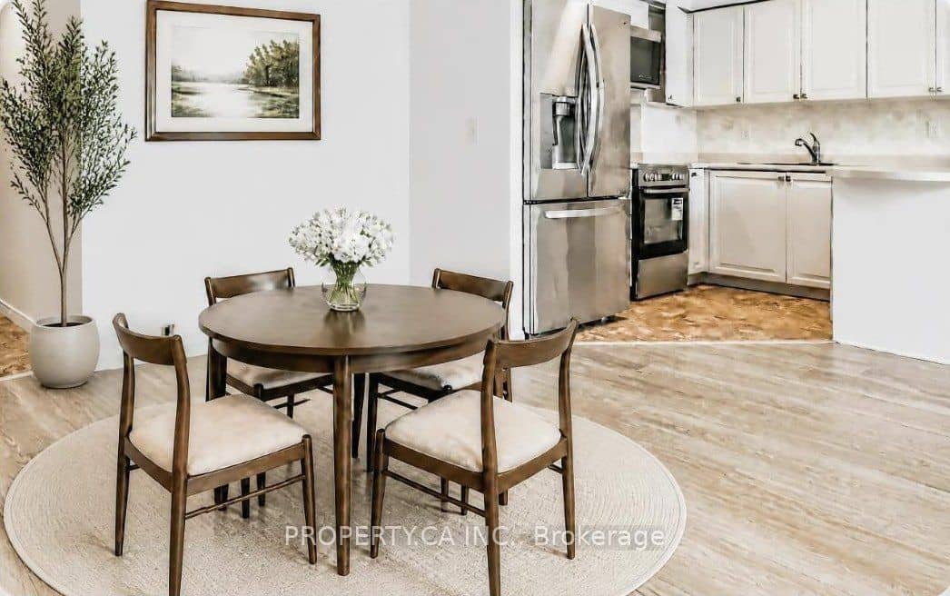 238 Doris Avenue 812, Toronto, ON M2N 6W1