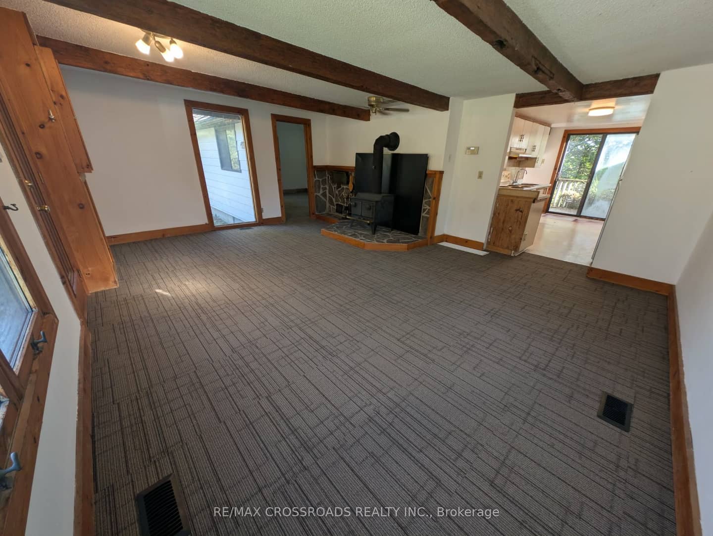 261 Lakeview Boulevard, Georgina, ON L4P 2Y4