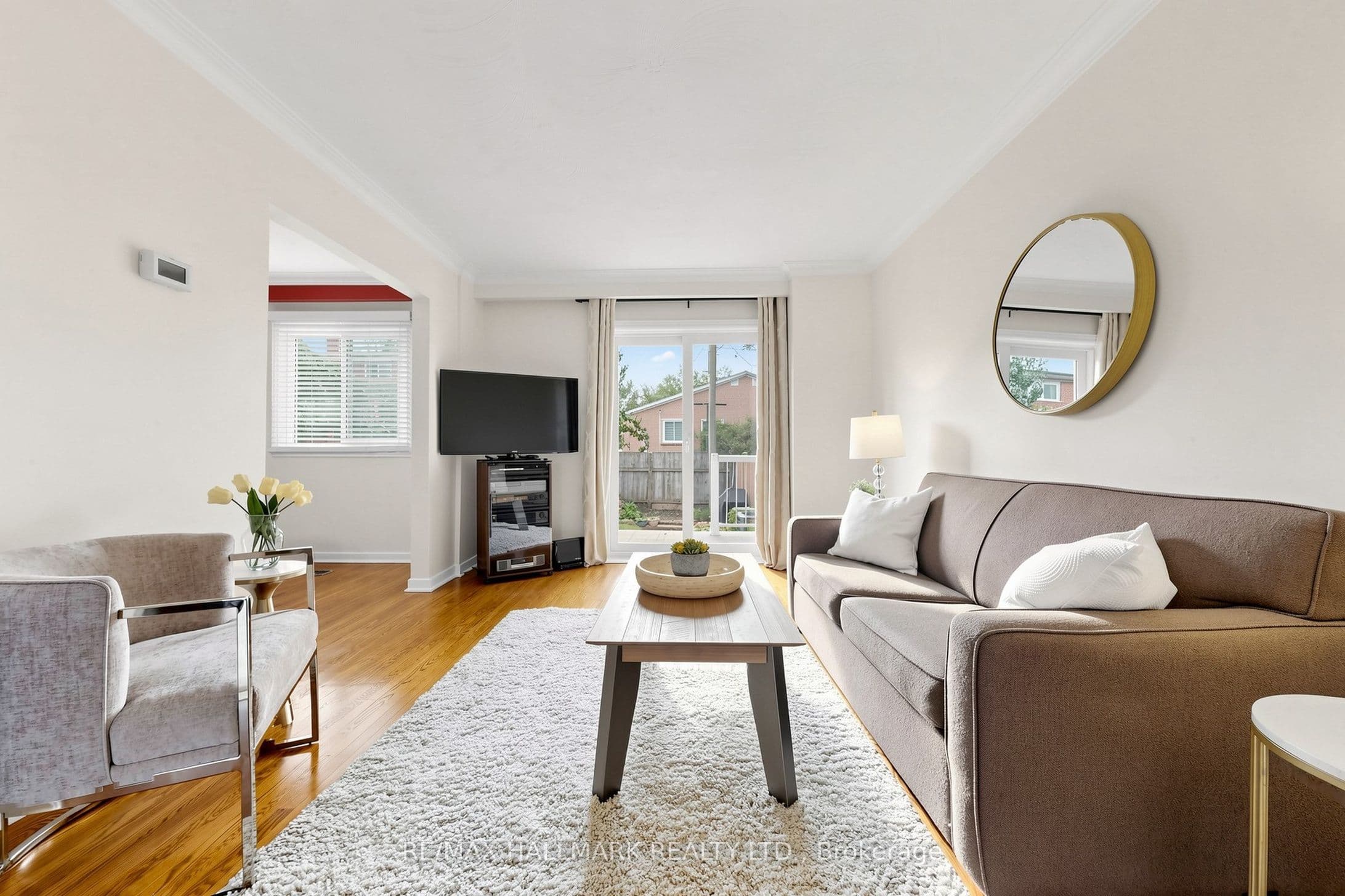 96B Laurel Avenue, Toronto, ON M1K 3J9