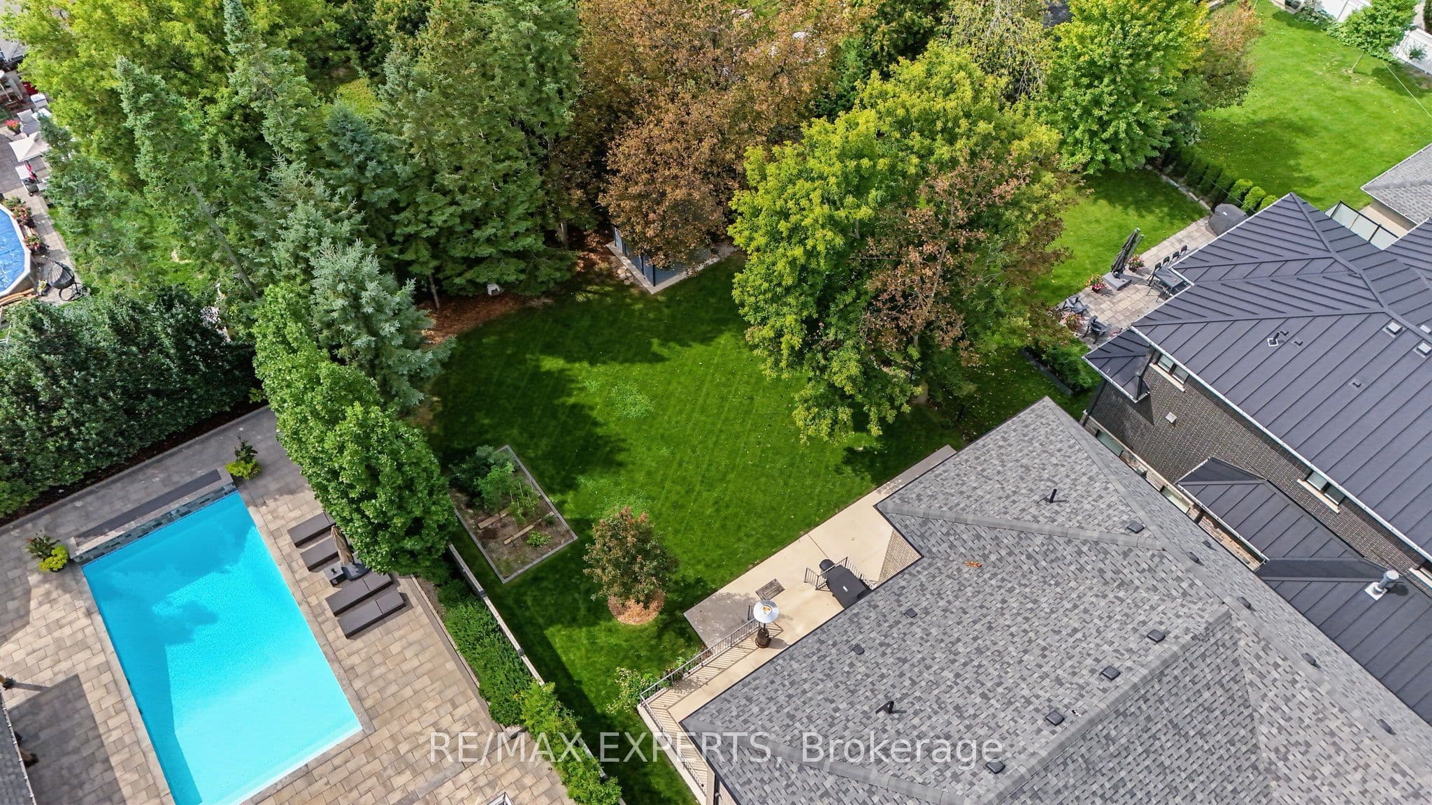 18 Gosling Road, Vaughan, ON L6A 1E2