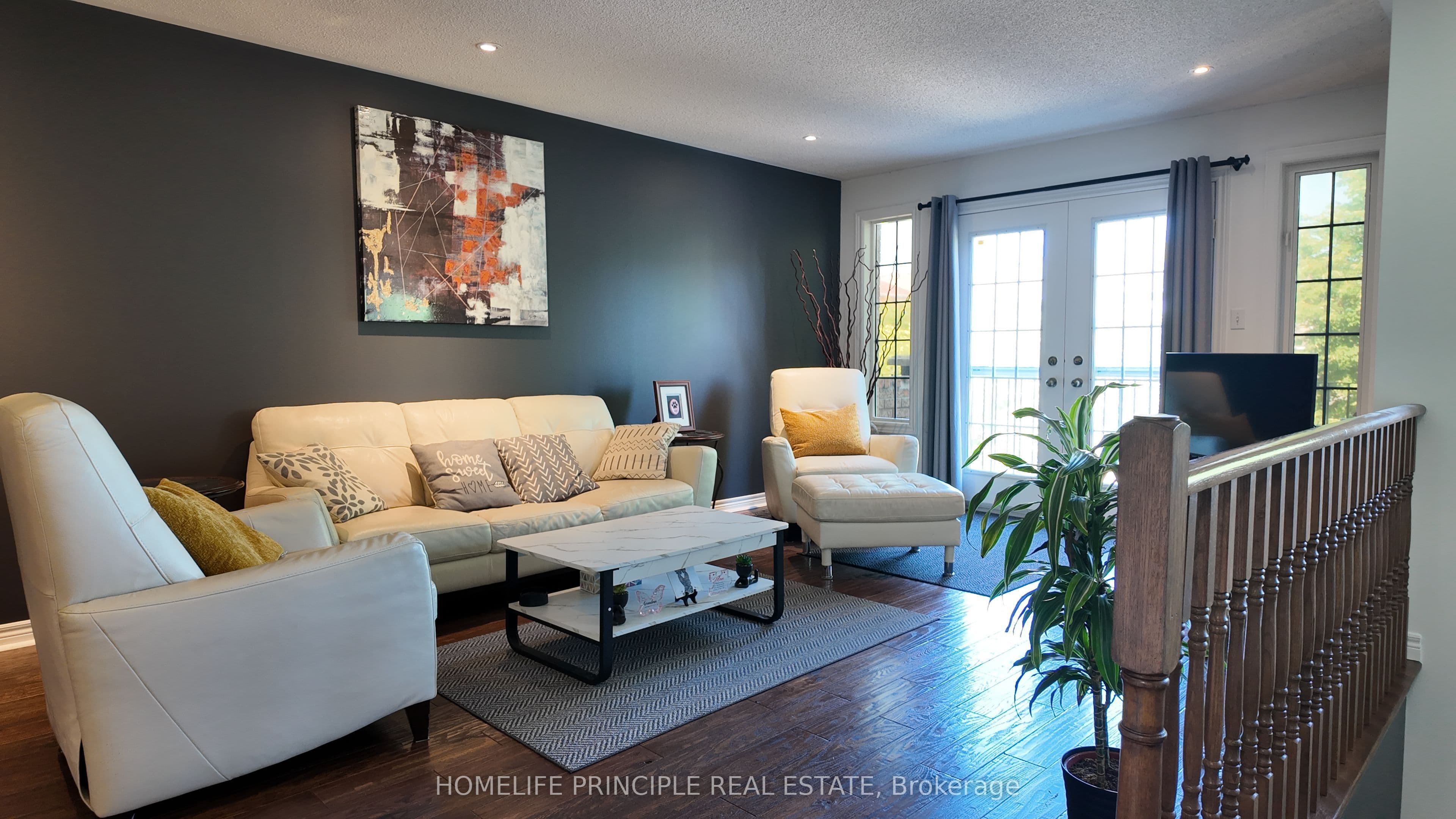 18 D'Amato Crescent E, Vaughan, ON L6A 3E6