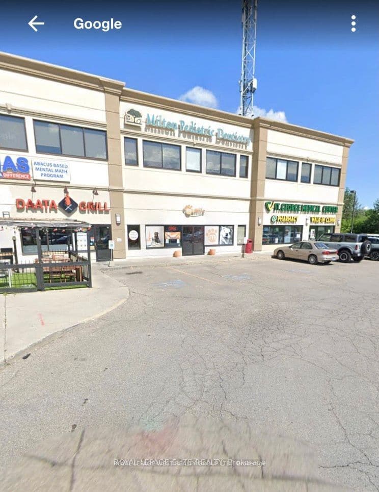 585 Ontario St S Street 204, Milton, ON L9T 2N2