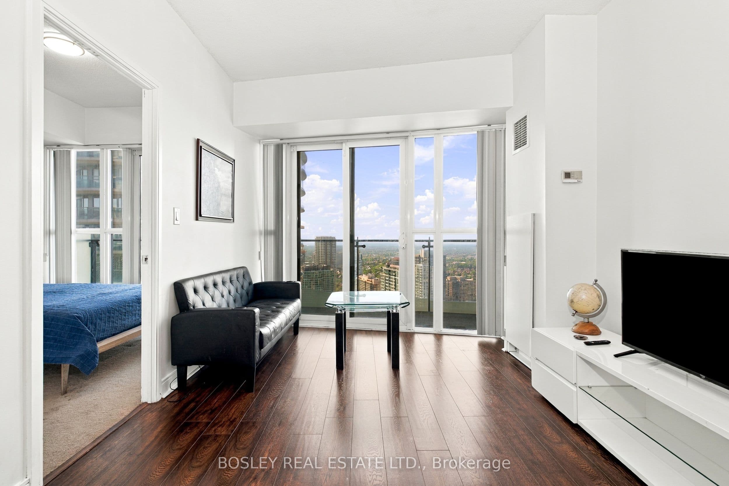 50 Absolute Avenue N 4405, Mississauga, ON L4X 0A8