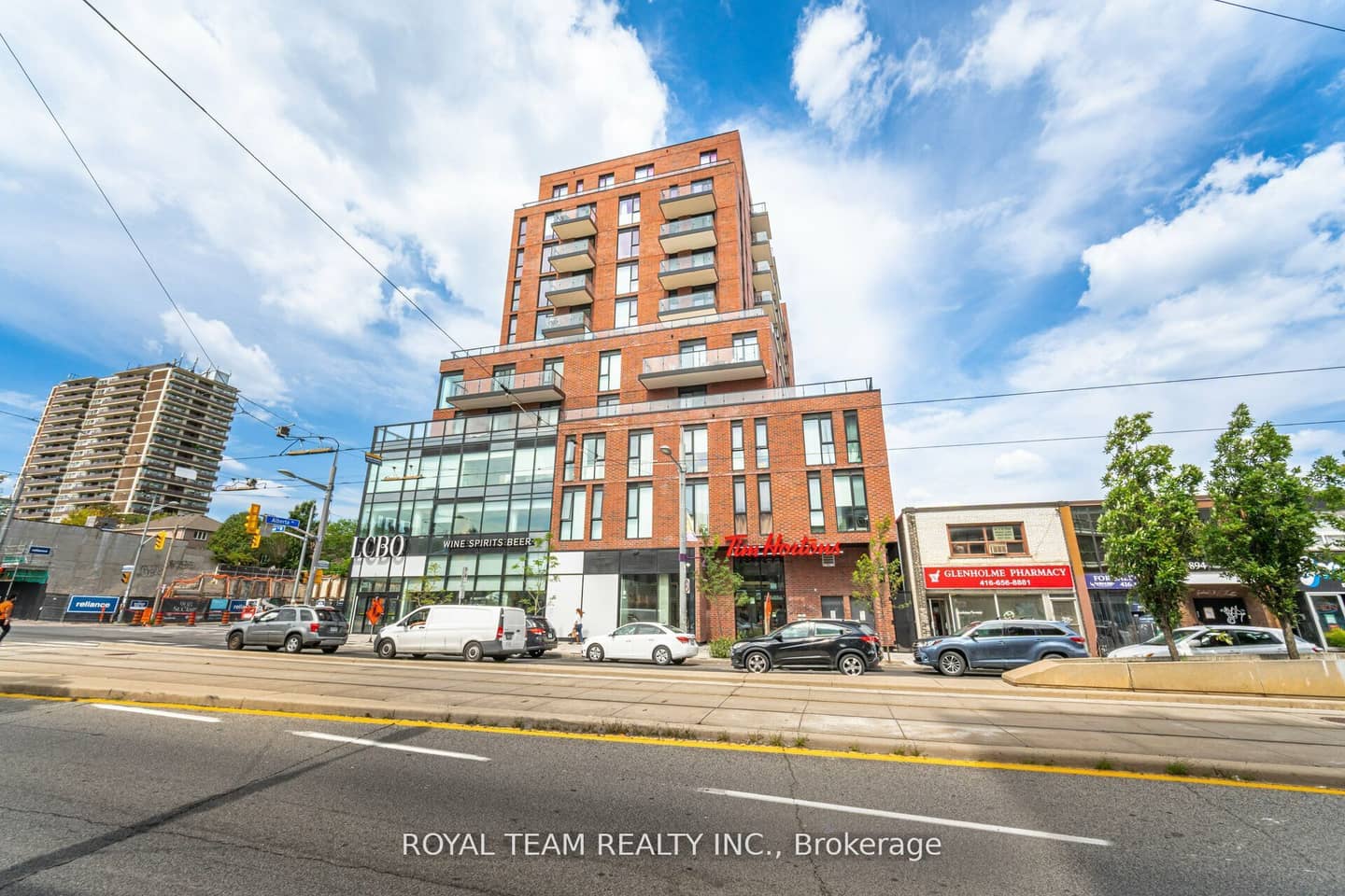 185 Alberta Avenue 1107, Toronto, ON M6C 0A5