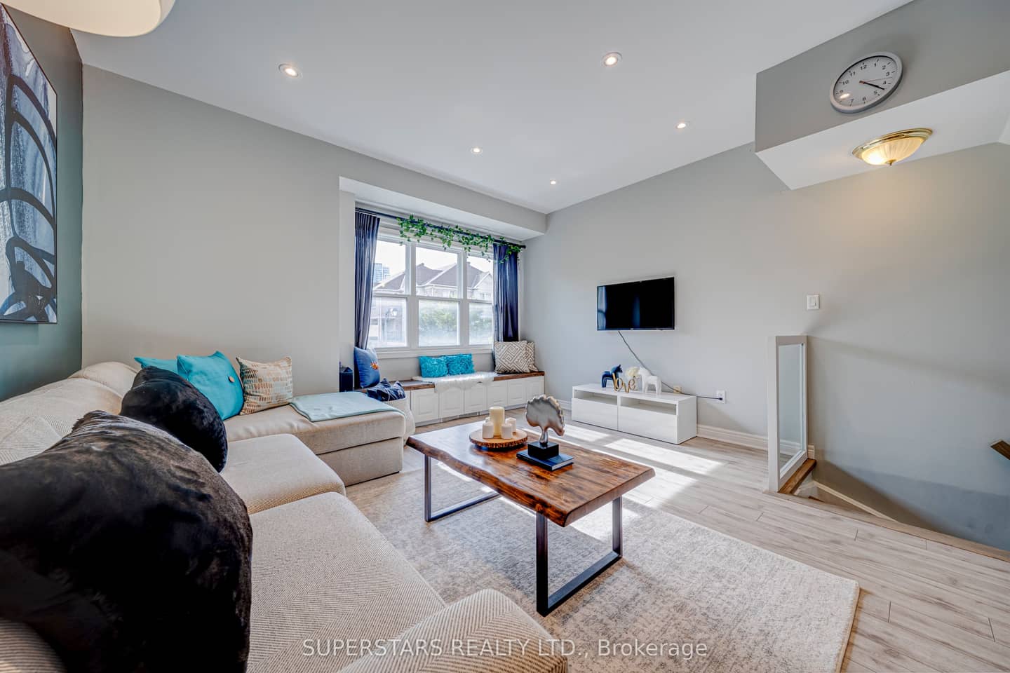 119 Pond Drive, Markham, ON L3T 7V5