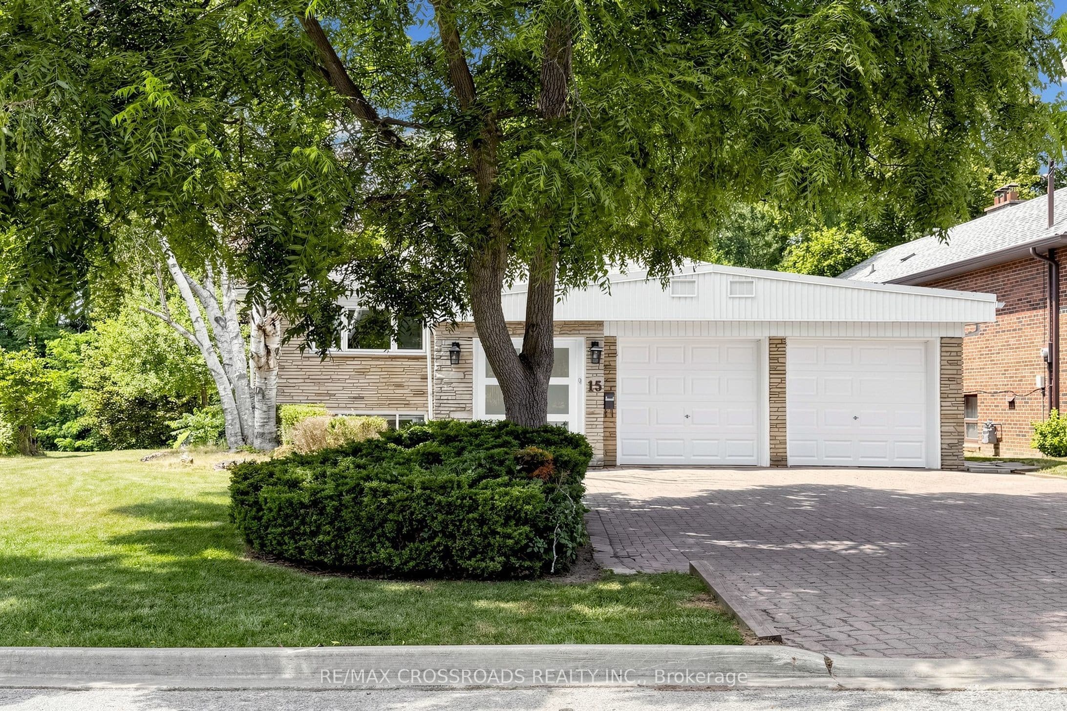 15 Alamosa Drive, Toronto, ON M2J 2N6