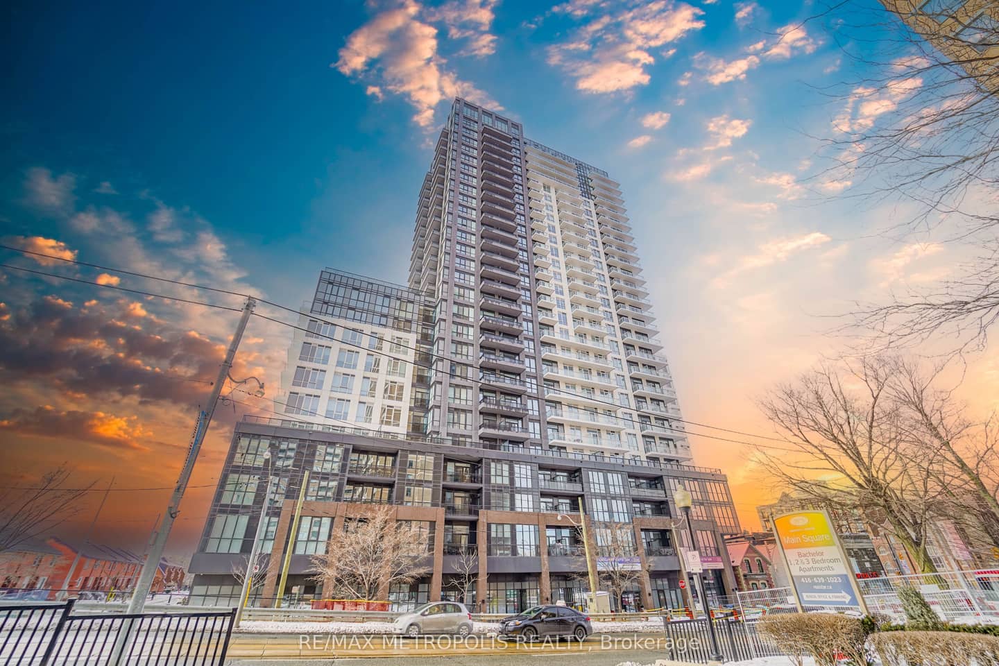 286 Main Street 421, Toronto, ON M4C 0B3