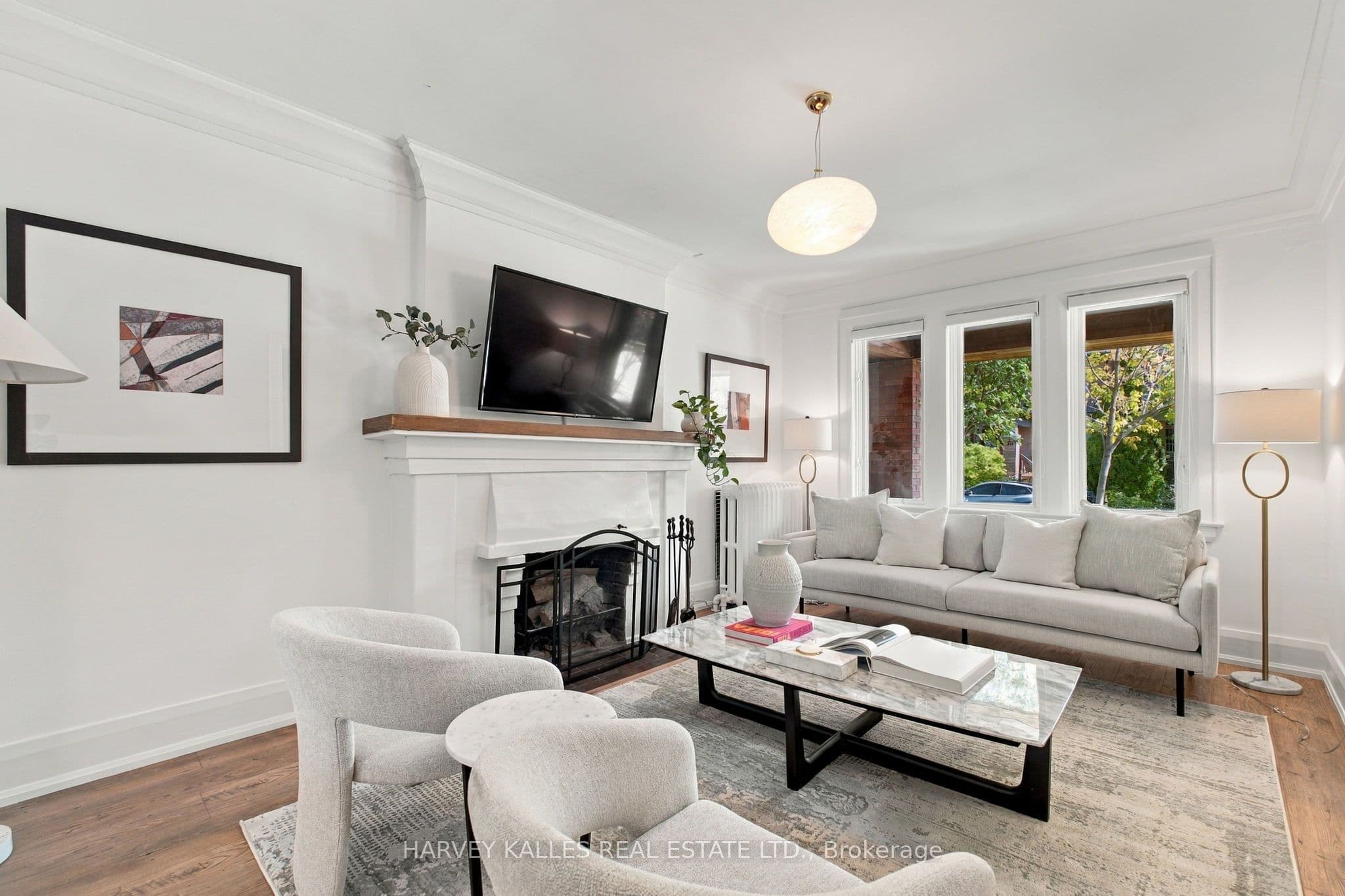 32 Crang Avenue, Toronto, ON M6E 2Z9