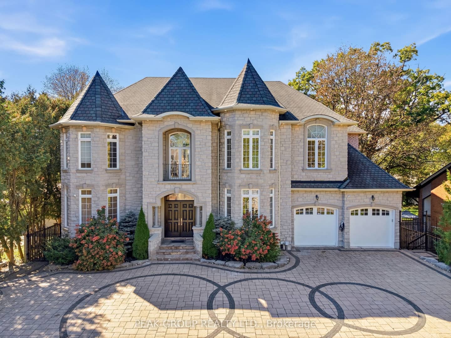 492 Rougemount Drive, Pickering, ON L1W 2B9