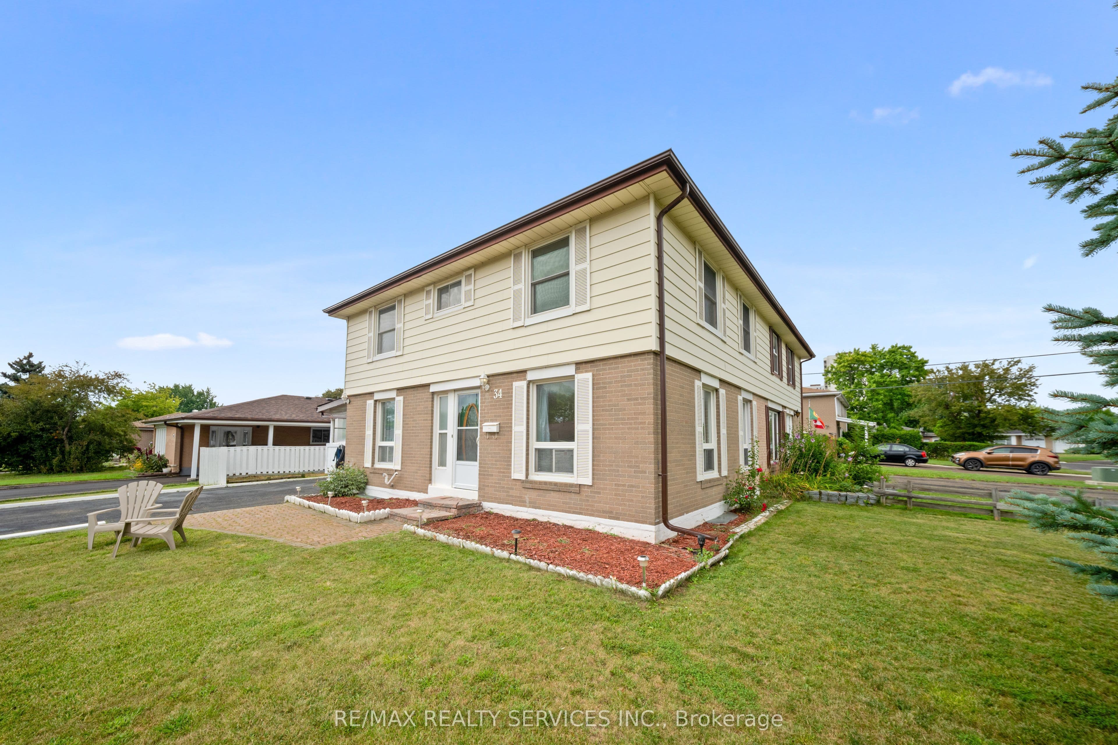 34 Cathcart Crescent, Brampton, ON L6T 2A5