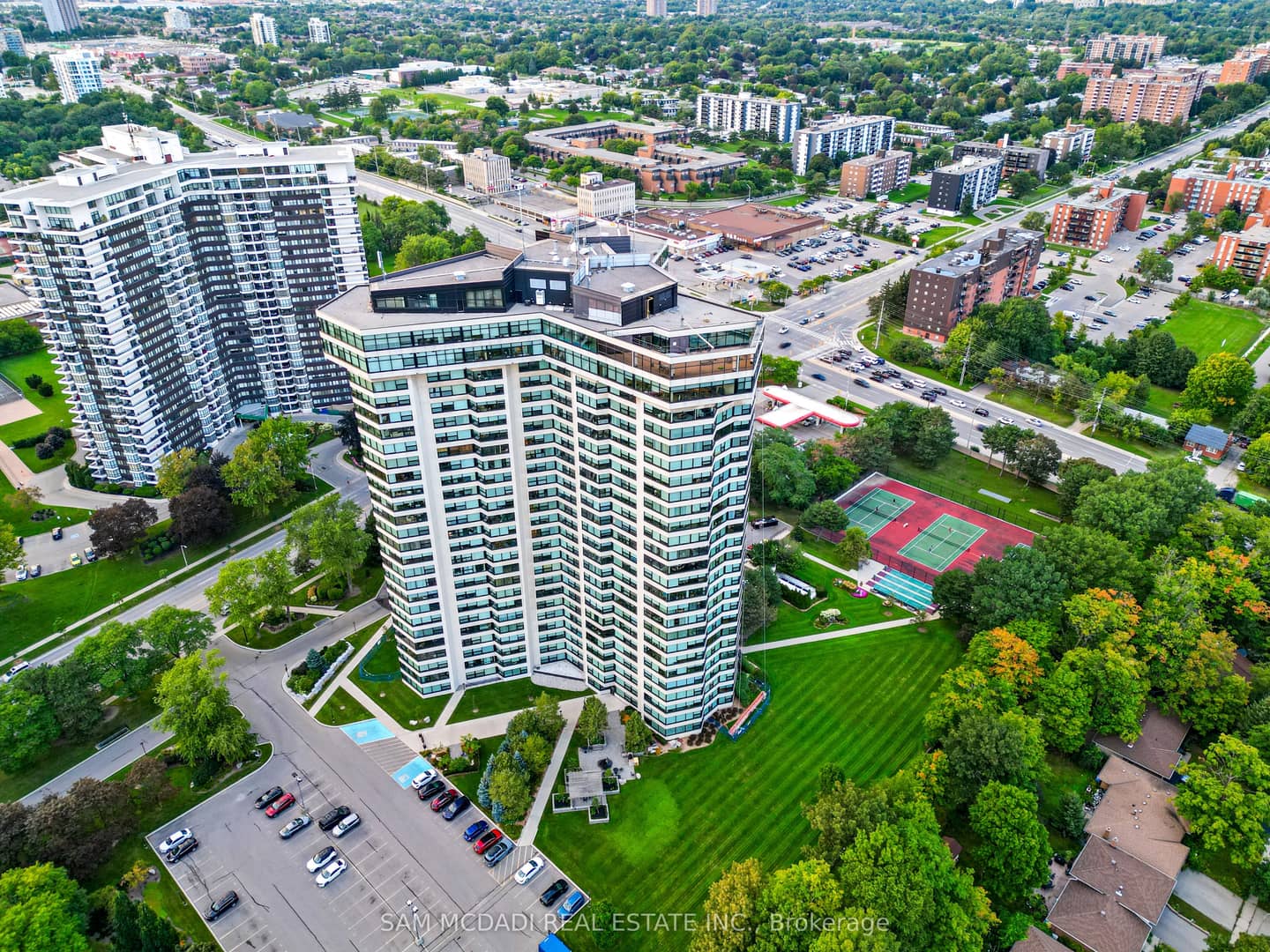 1300 Bloor Street 1007, Mississauga, ON L4Y 3Z2