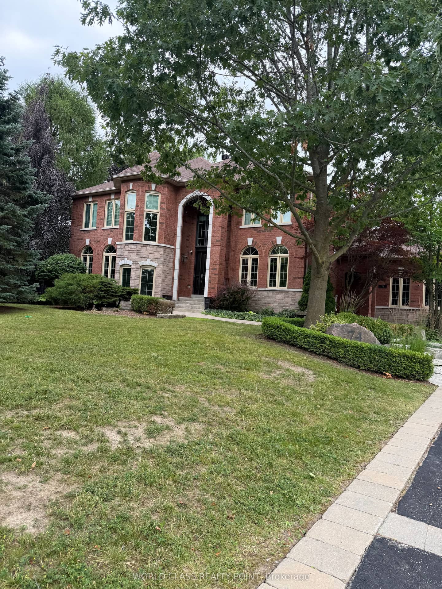 74 Mactaggart Drive, King, ON L0G 1N0