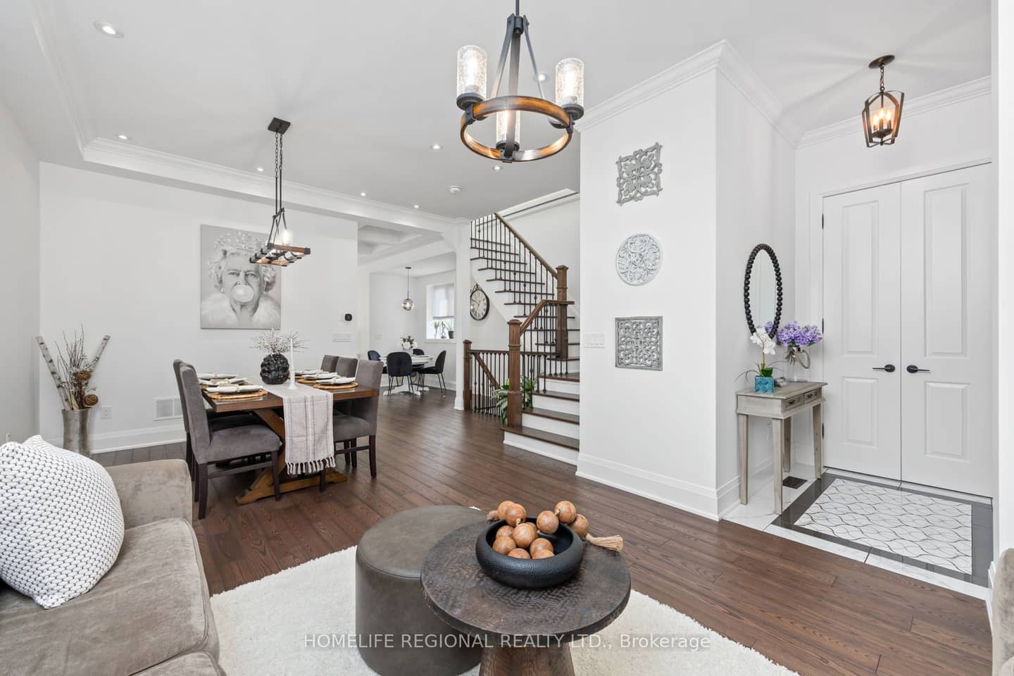 313 Robina Avenue, Toronto, ON M6C 3Z2