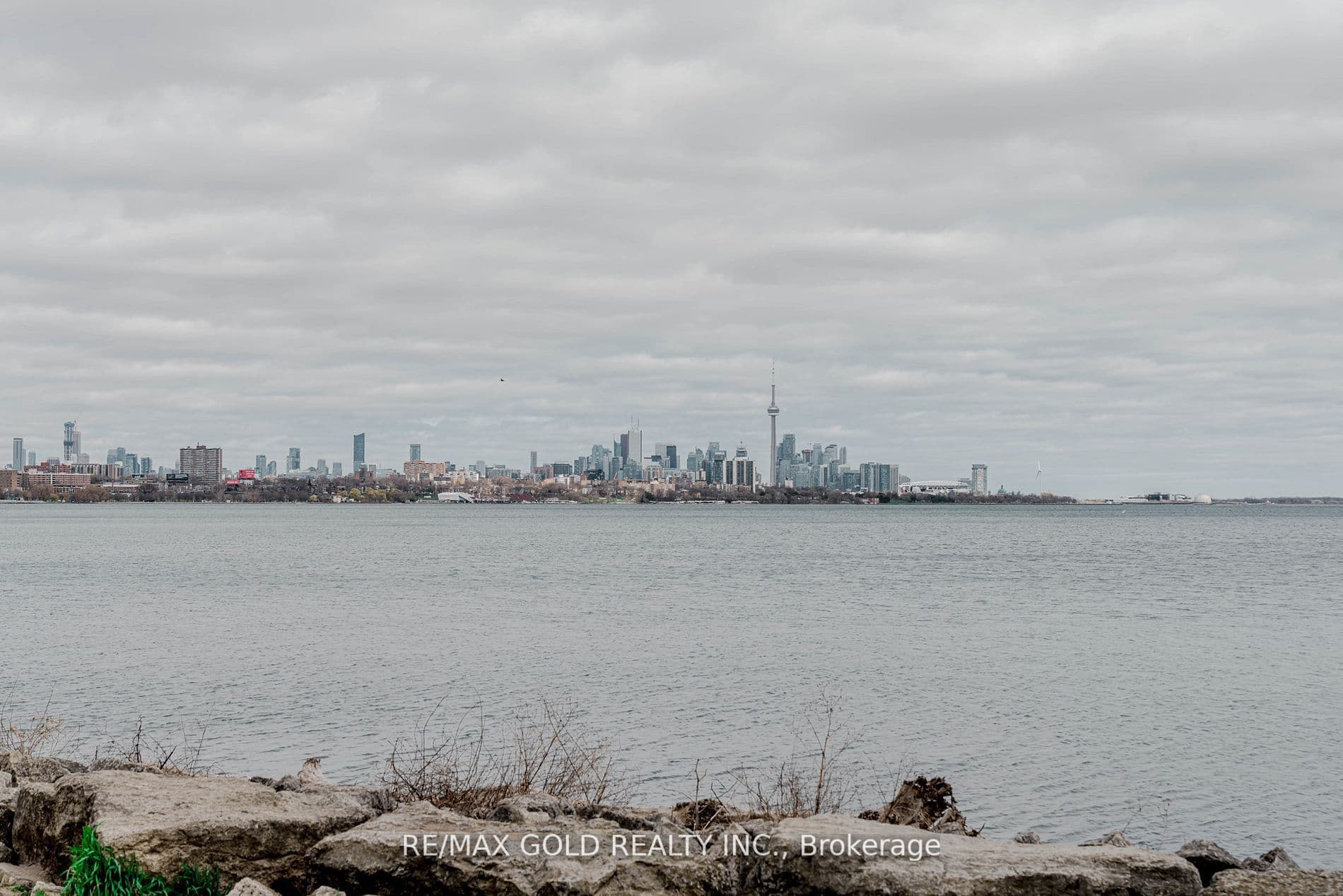 56 Annie Craig Drive 2203, Toronto, ON M8V 0C8
