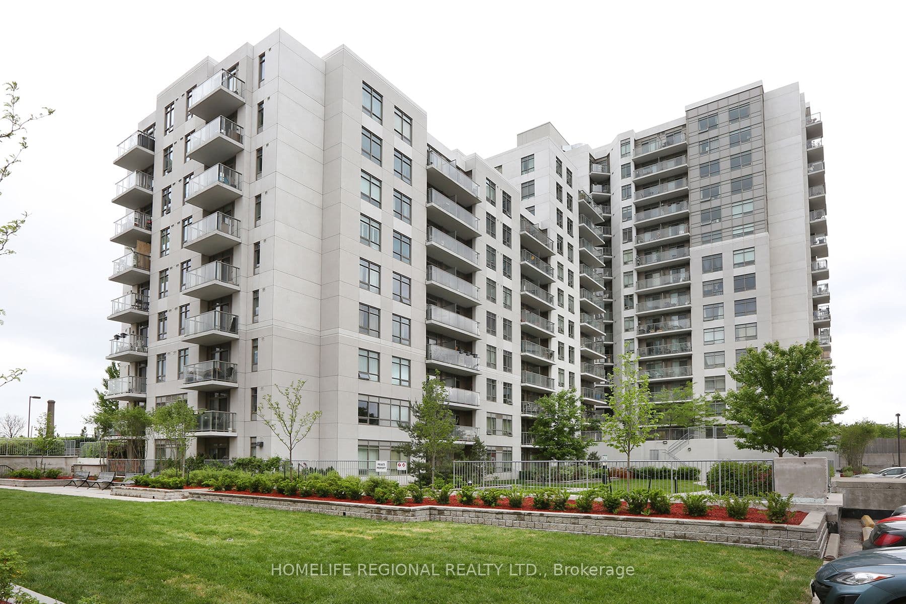 816 Lansdowne Avenue 1015, Toronto, ON M6H 4K6