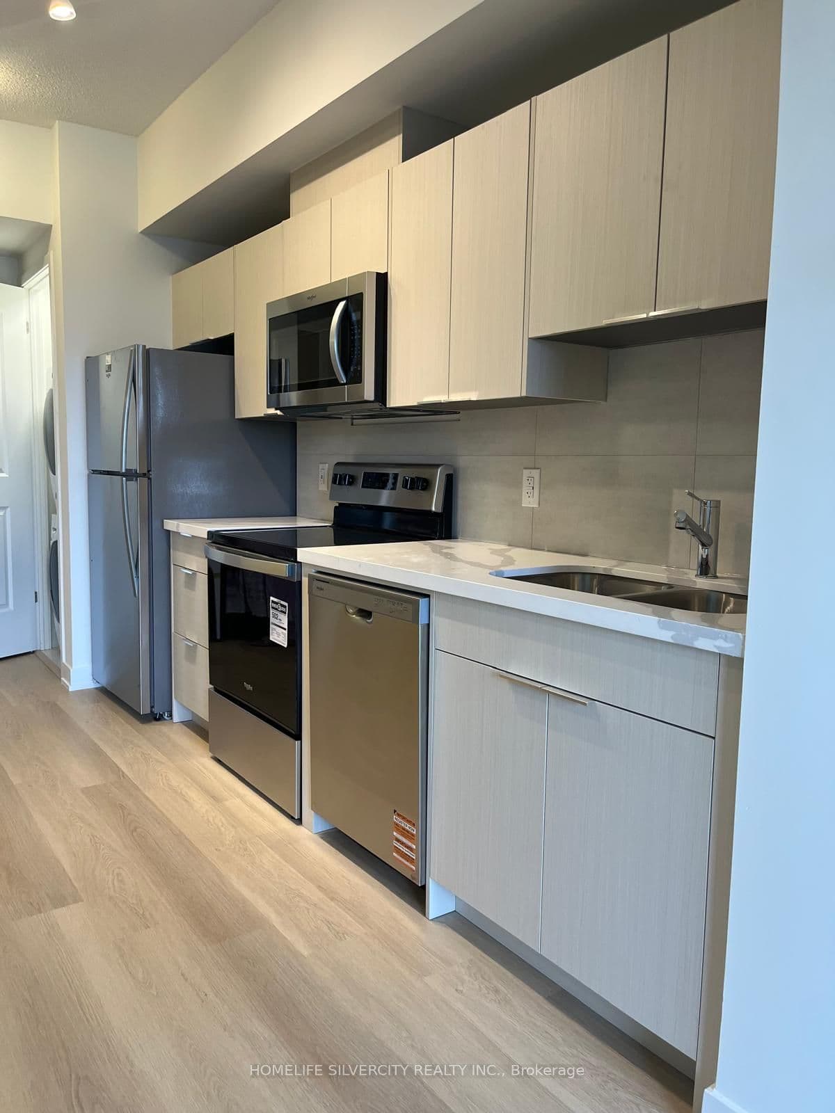 2825 Jane Street 502, Toronto, ON M3N 2J5