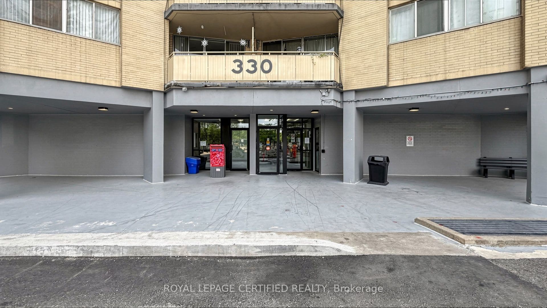 330 Dixon Road 1903, Toronto, ON M9R 1S9