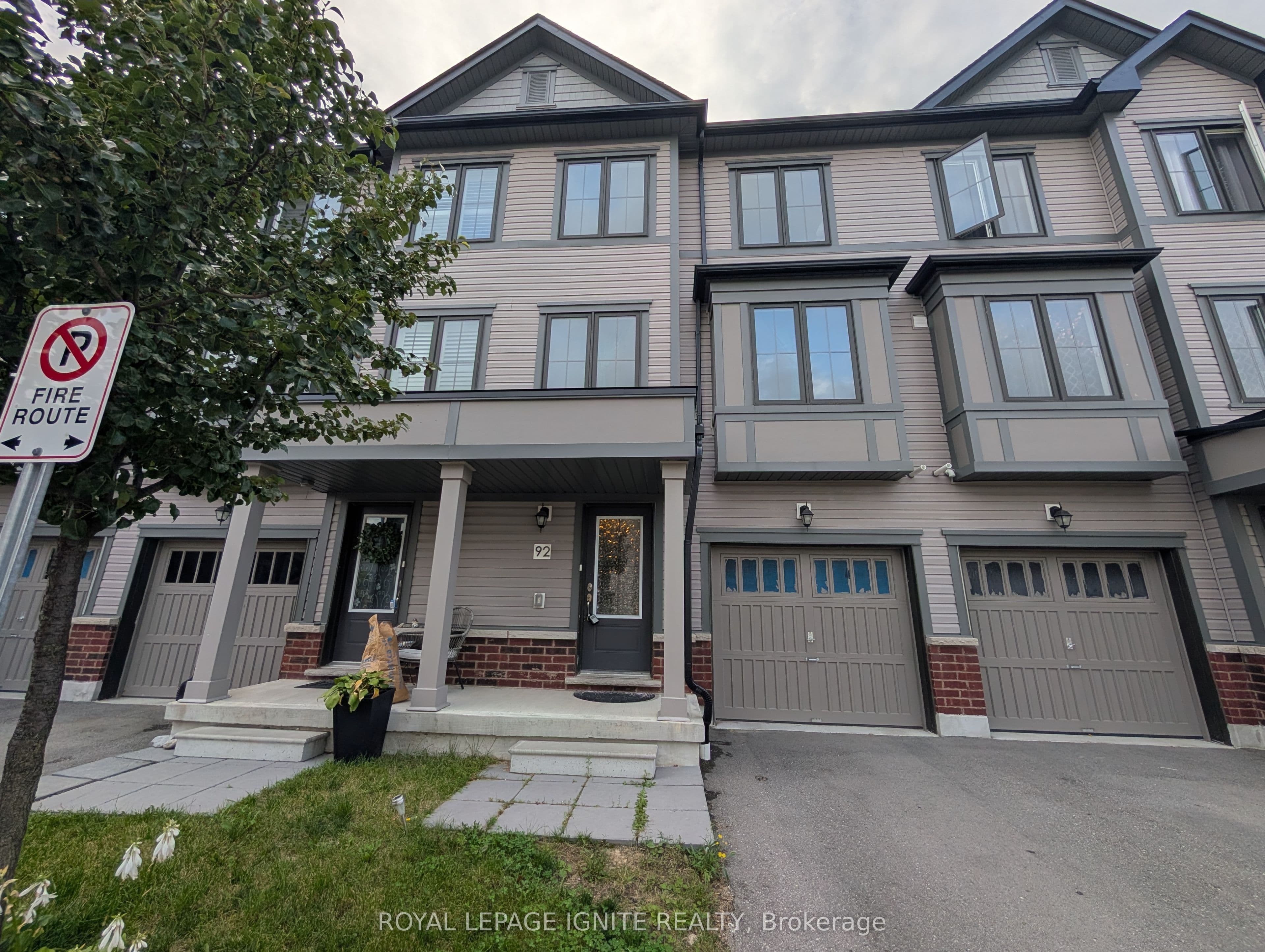 92 Jerome Way, Clarington, ON L1C 7G9