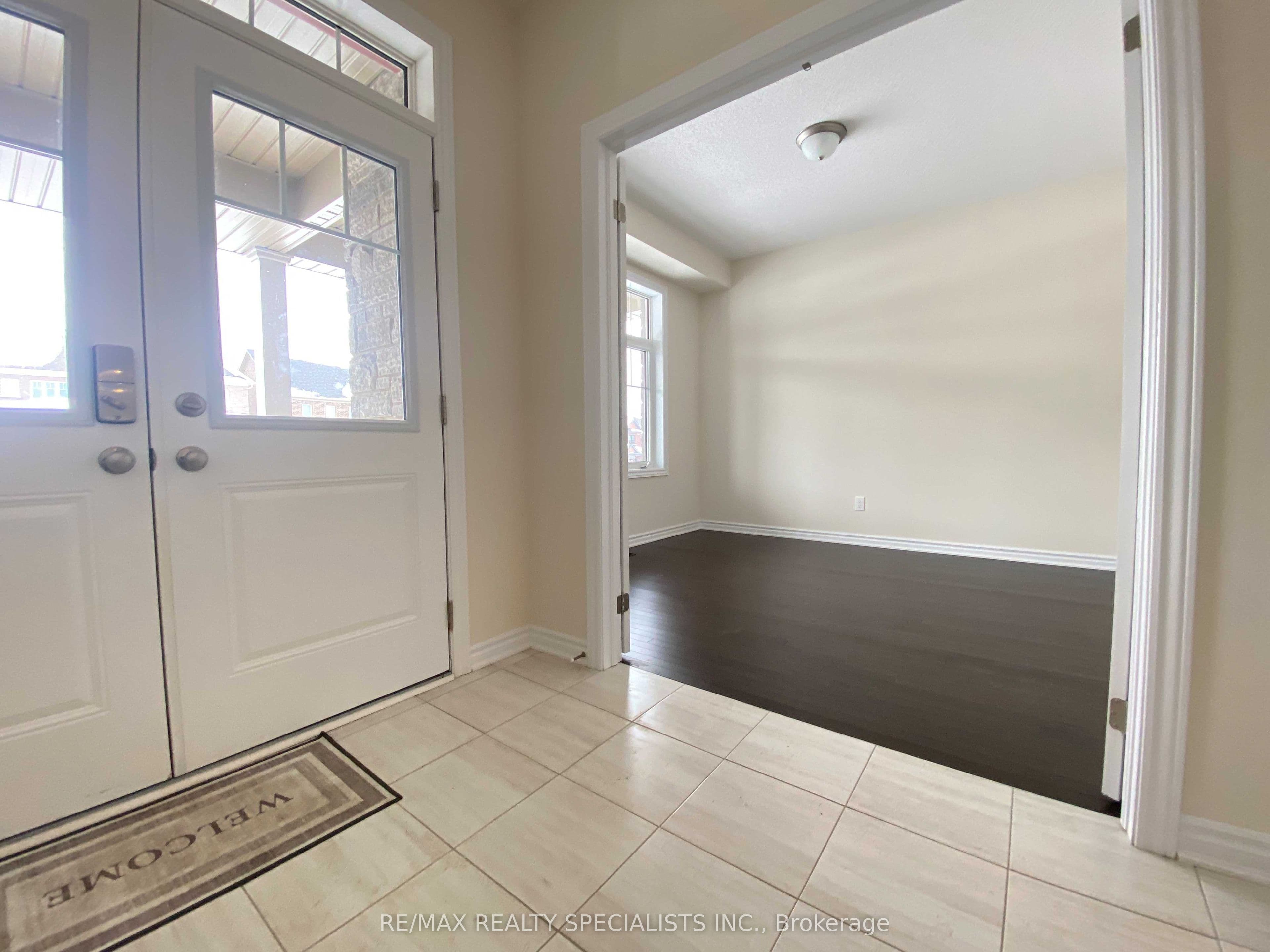 17 Oriole Crescent, Port Colborne, ON L3K 6E2