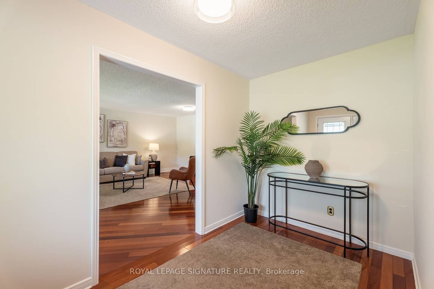 234 Rouge Hills Drive, Toronto, ON M1C 2Z1