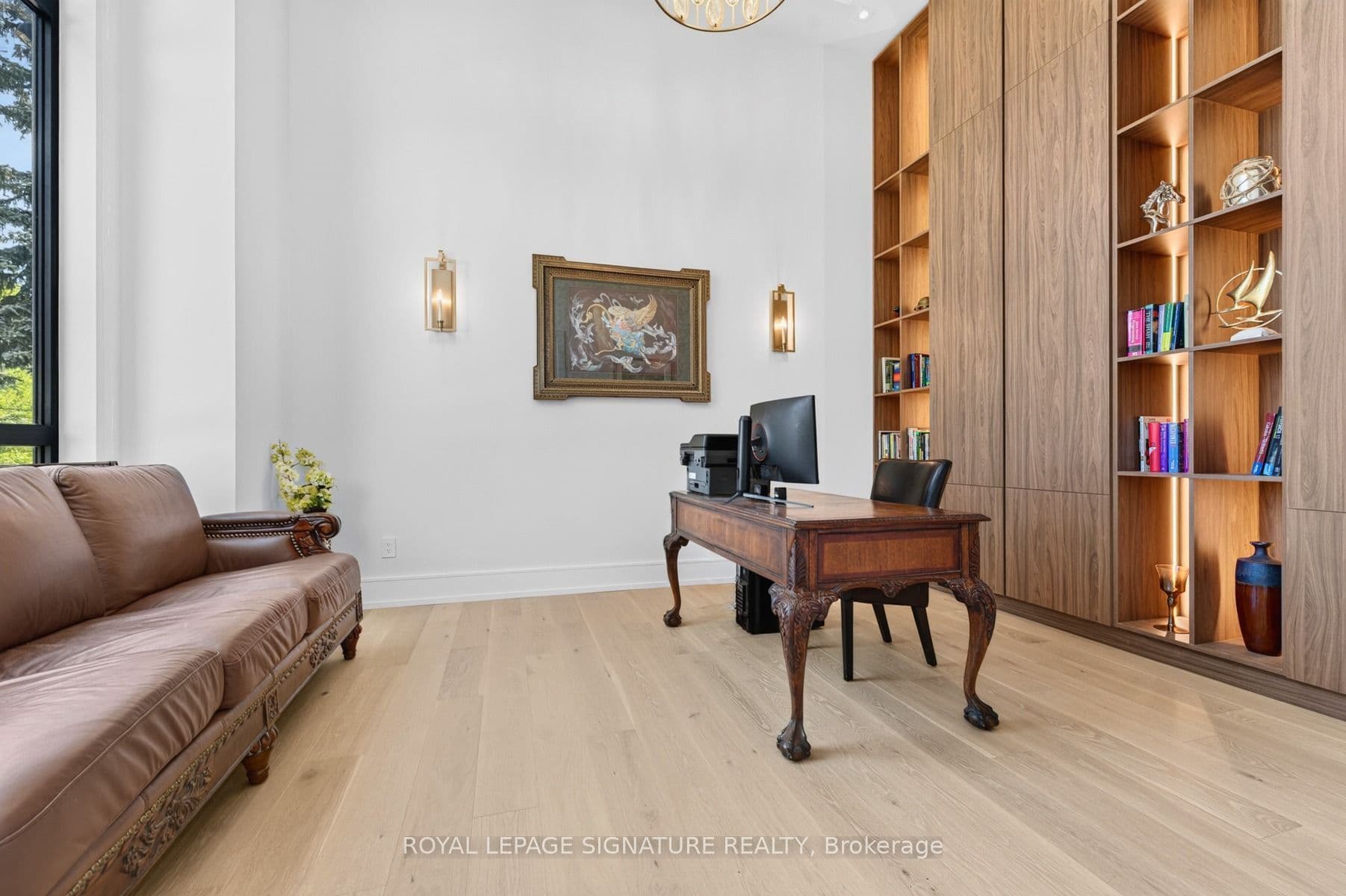 257 Lawrence Avenue E, Toronto, ON M4N 1T6