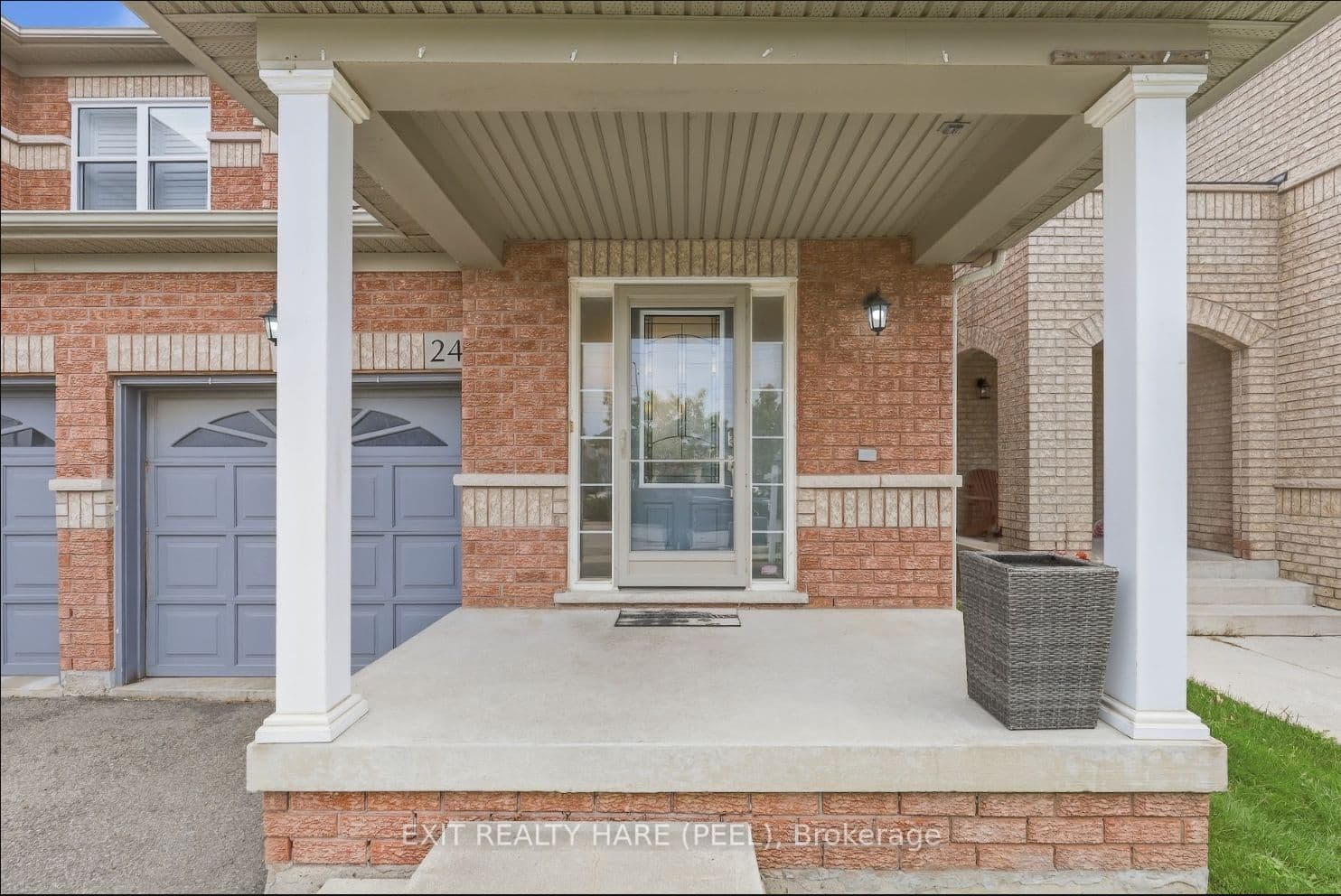 24 Snowberry Crescent, Halton Hills, ON L7G 6M4