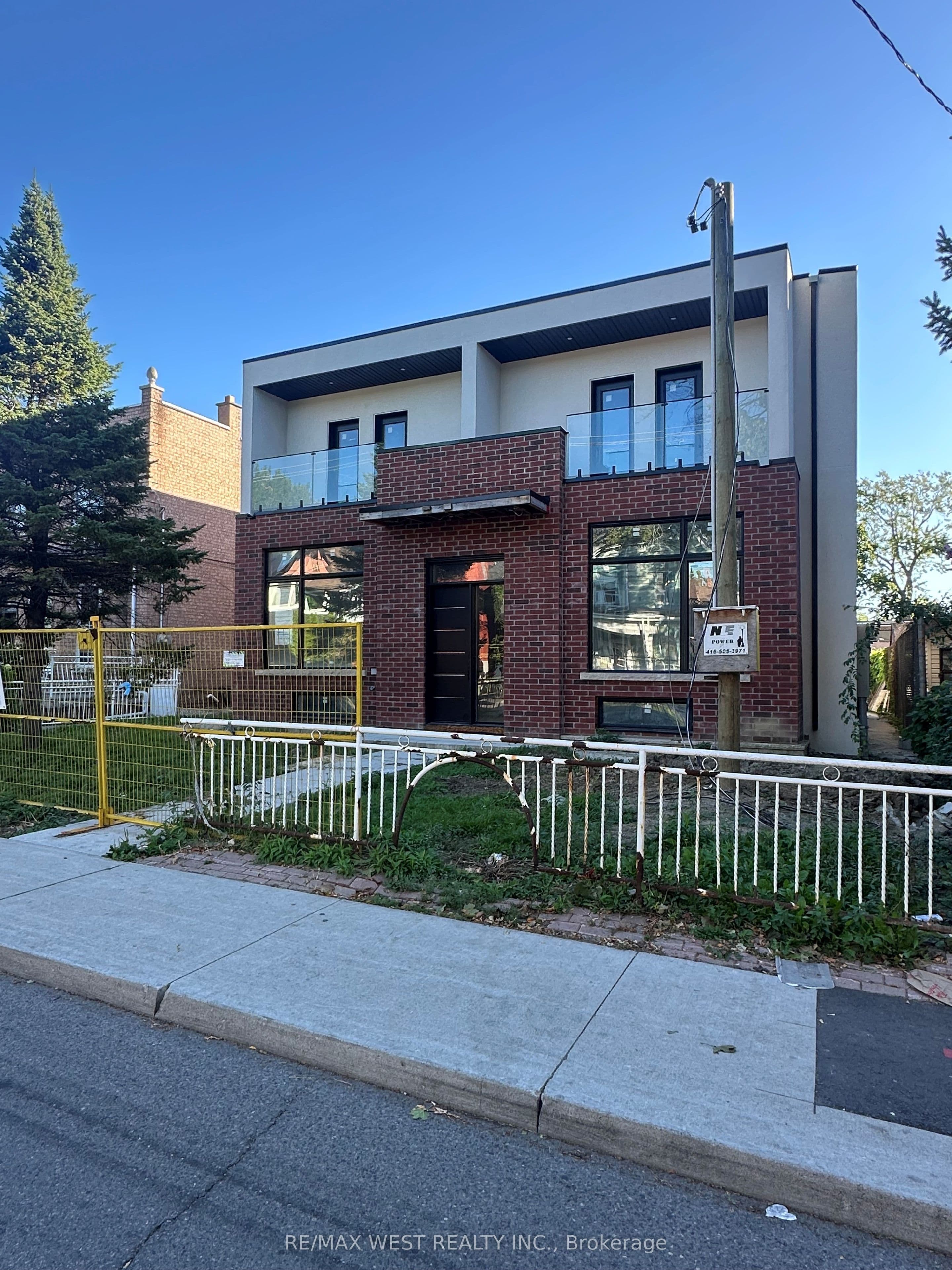 145 Dovercourt Road, Toronto, ON M6J 3C5