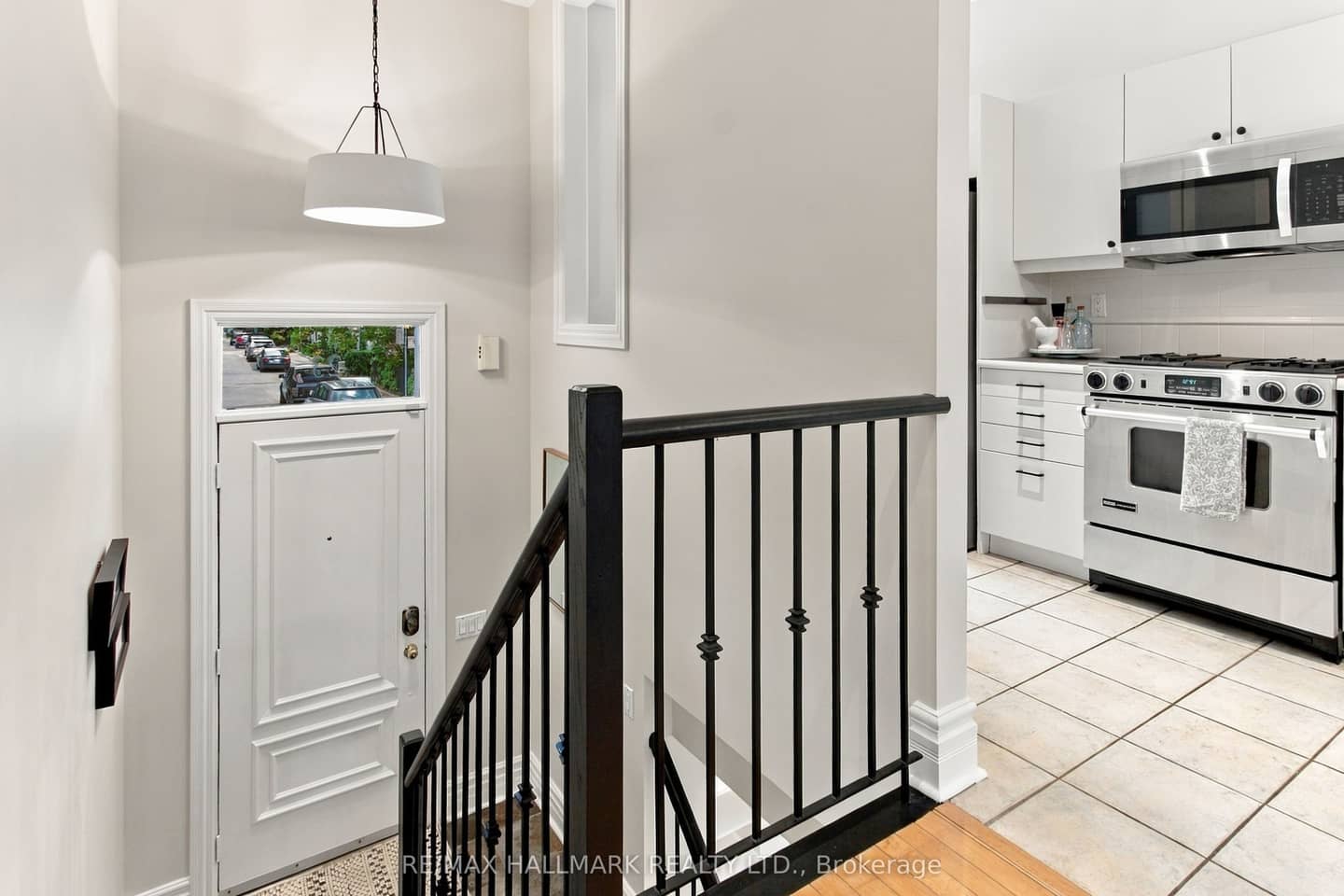 23 Macphail Avenue, Toronto, ON M4K 4A1