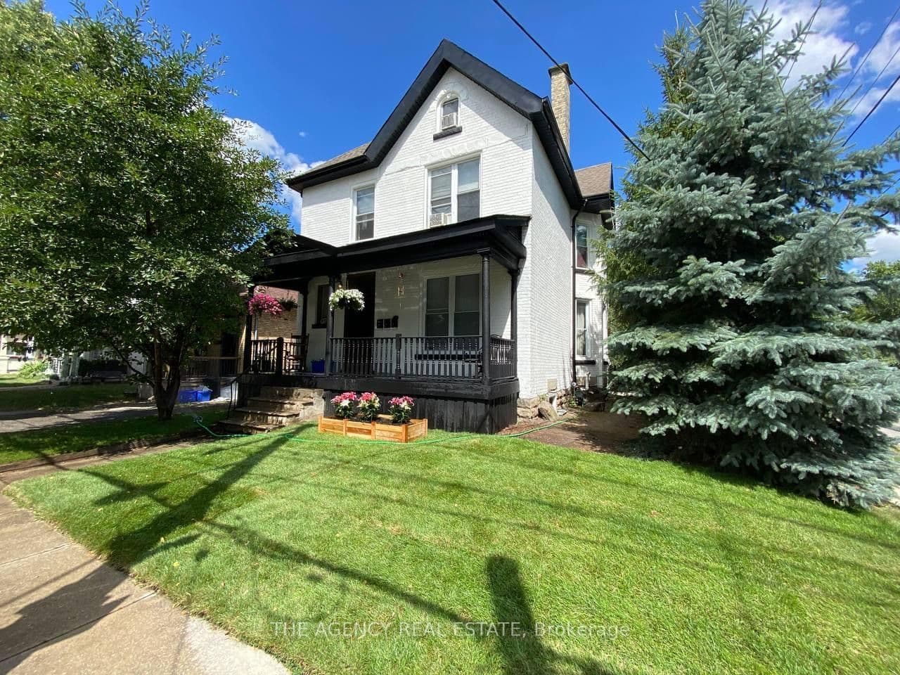 870 Queens Avenue, London East, ON N5W 3H6