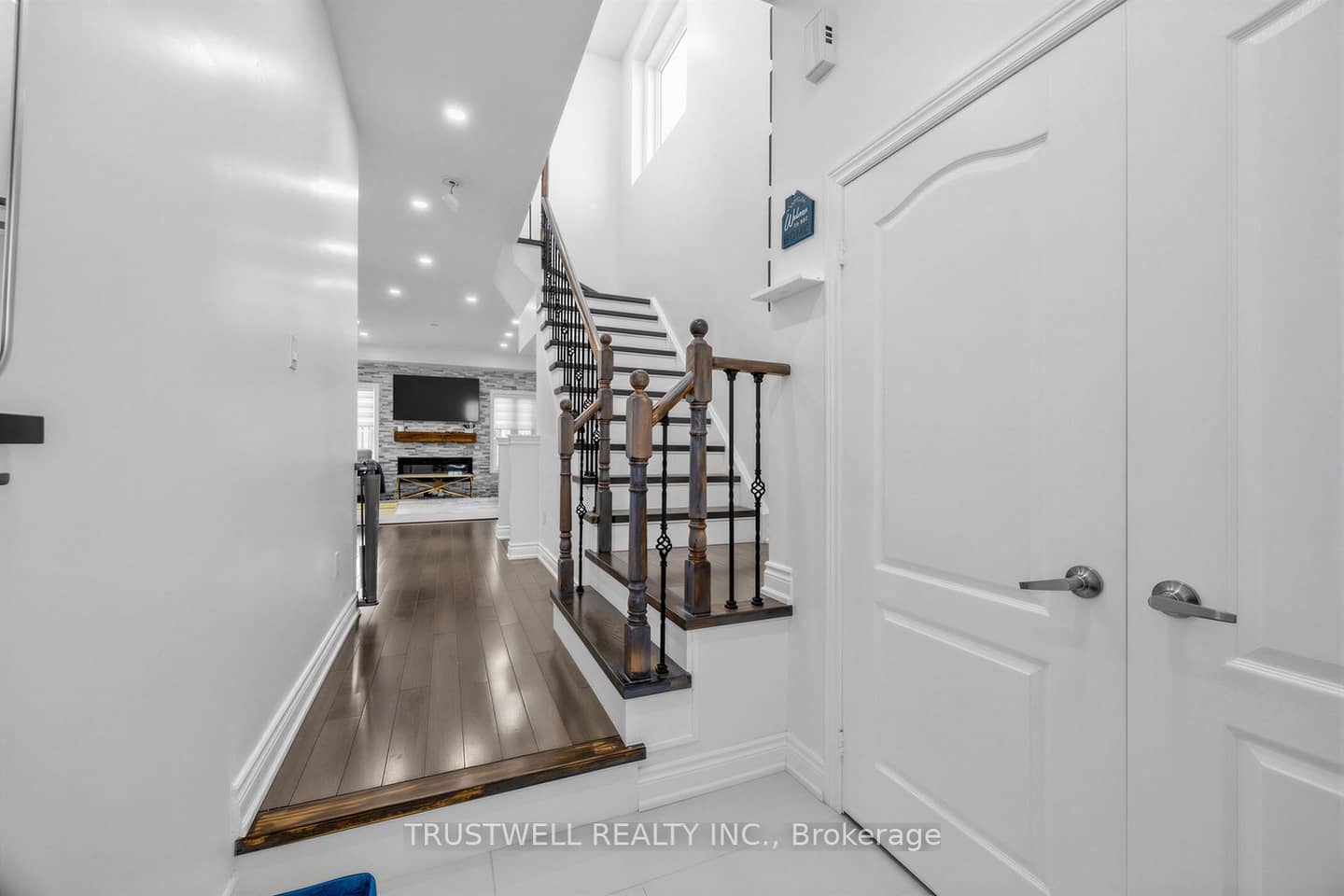 3 Waldron Court, Ajax, ON L1T 4X2