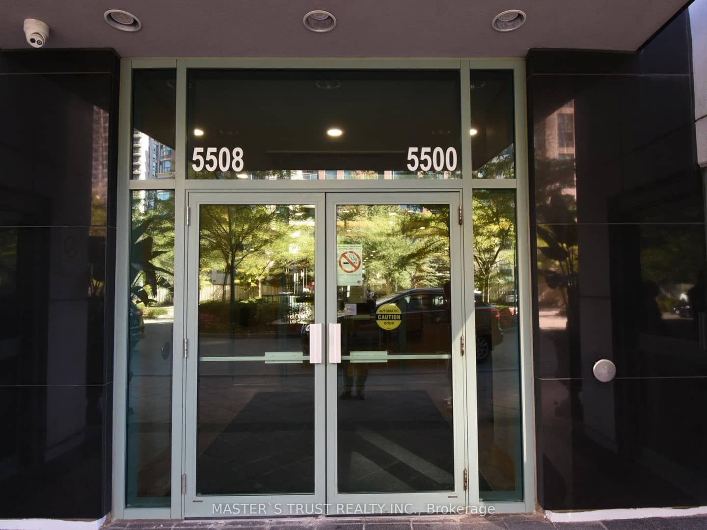 5508 Yonge Street 1106, Toronto, ON M2N 7L2