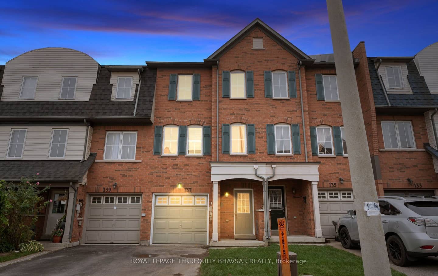 137 Mike Myers Drive, Toronto, ON M1P 5G4
