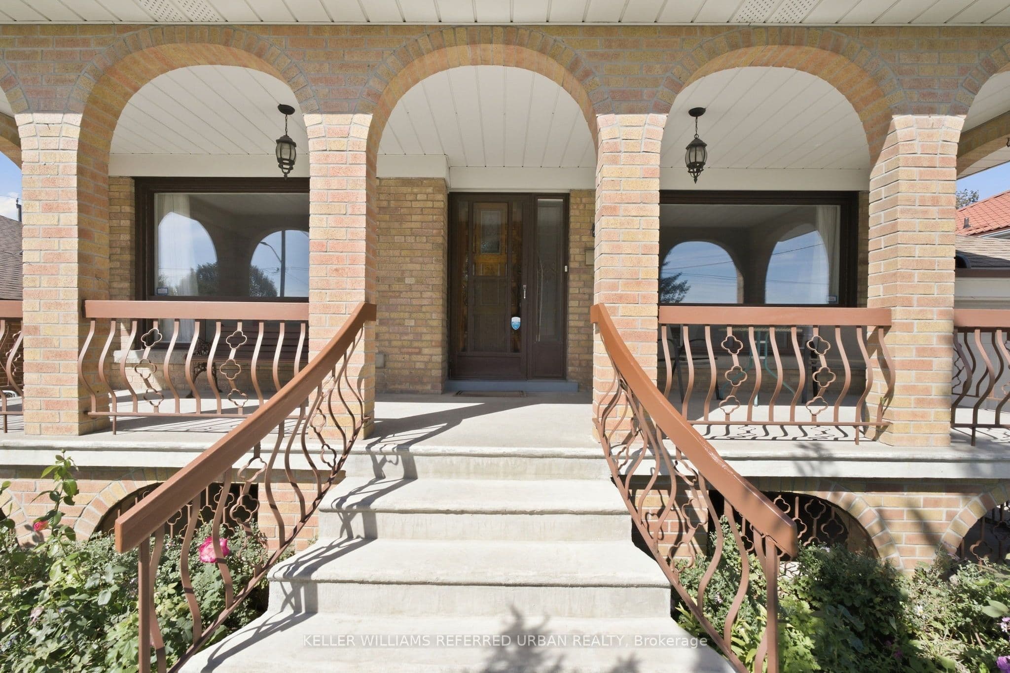 40 Datchet Road, Toronto, ON M3M 1X6