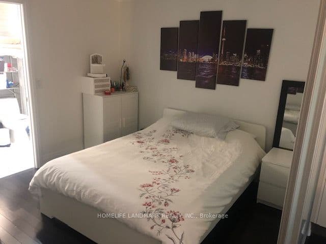 80 John Street 1705, Toronto, ON M5V 3X4