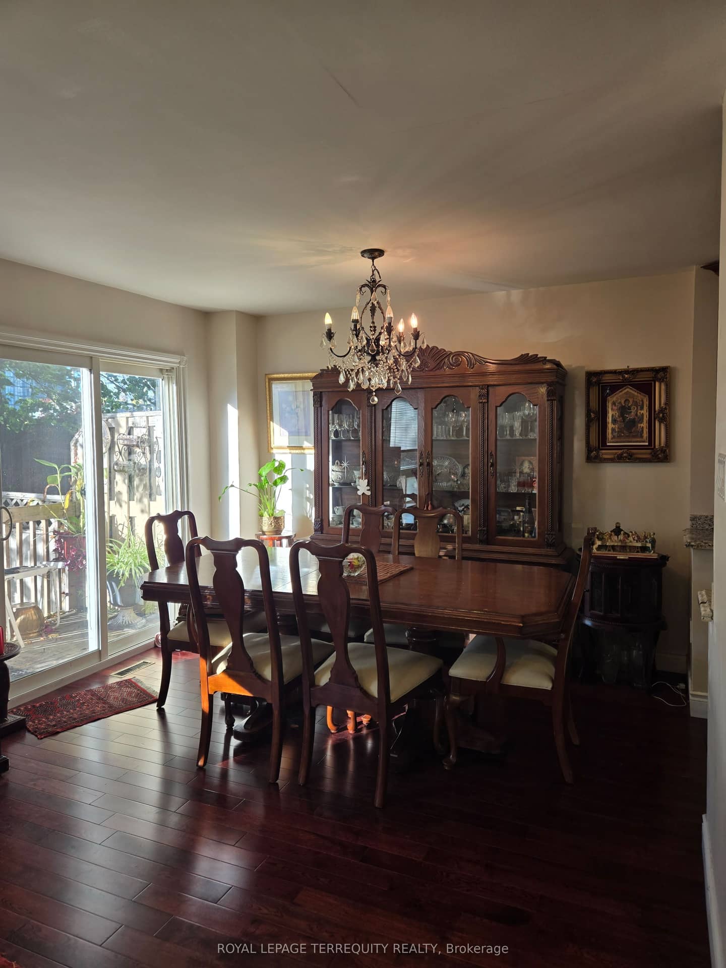 4635 Regents Terrace, Mississauga, ON L5R 1W9