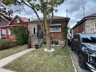 34 Rutherford Avenue, Toronto, ON M6M 2C6