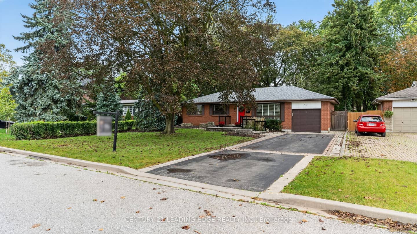 433 Brownfield Gardens, Toronto, ON M1C 2Y7