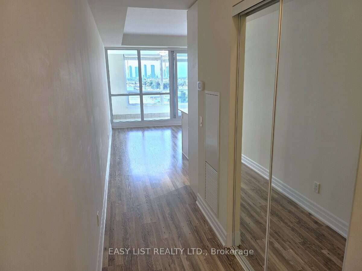 9075 Jane Street 706, Vaughan, ON L4K 0L7