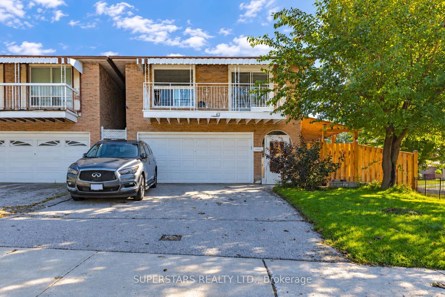 63 La Peer Boulevard, Toronto, ON M1W 2H4