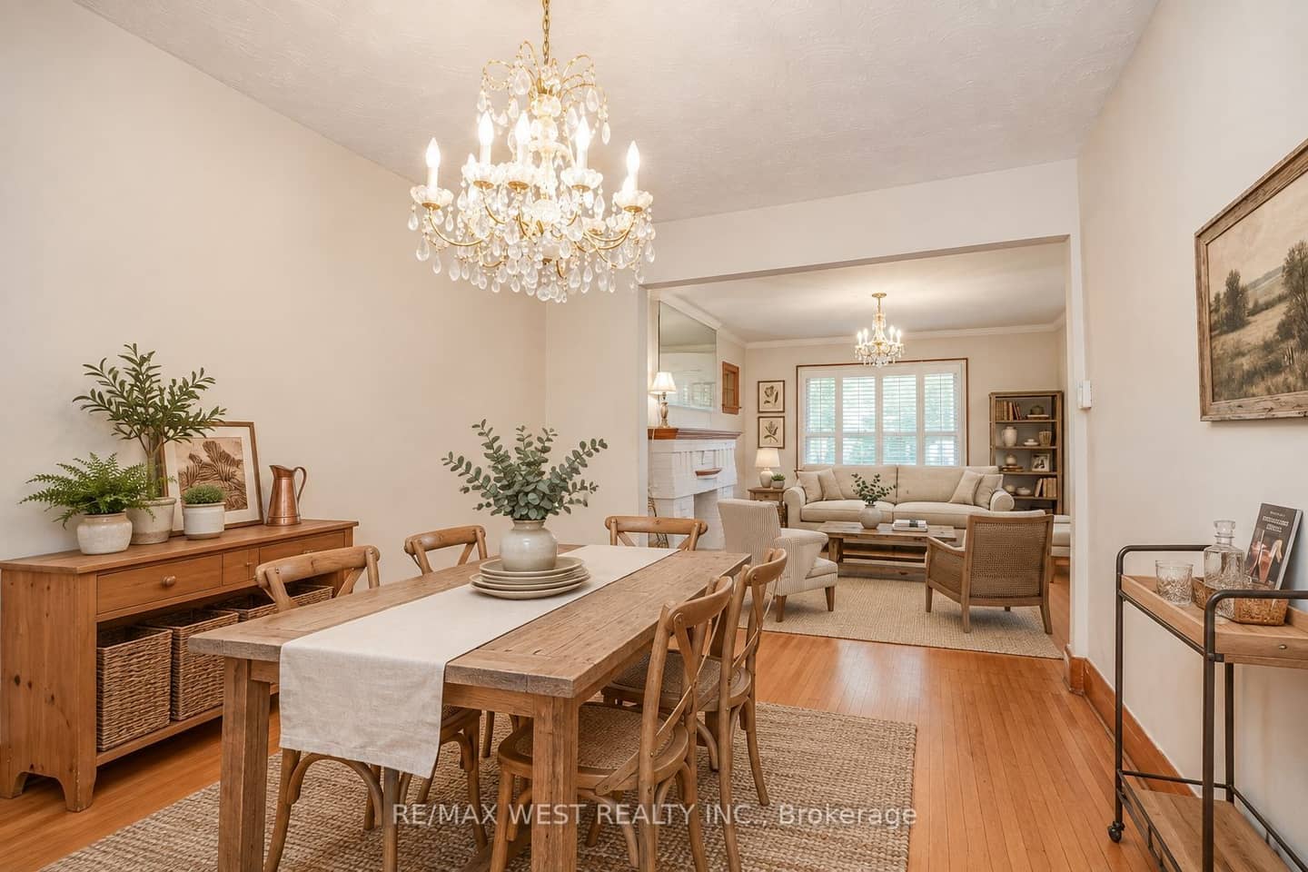 348 Glenholme Avenue, Toronto, ON M6E 3E5