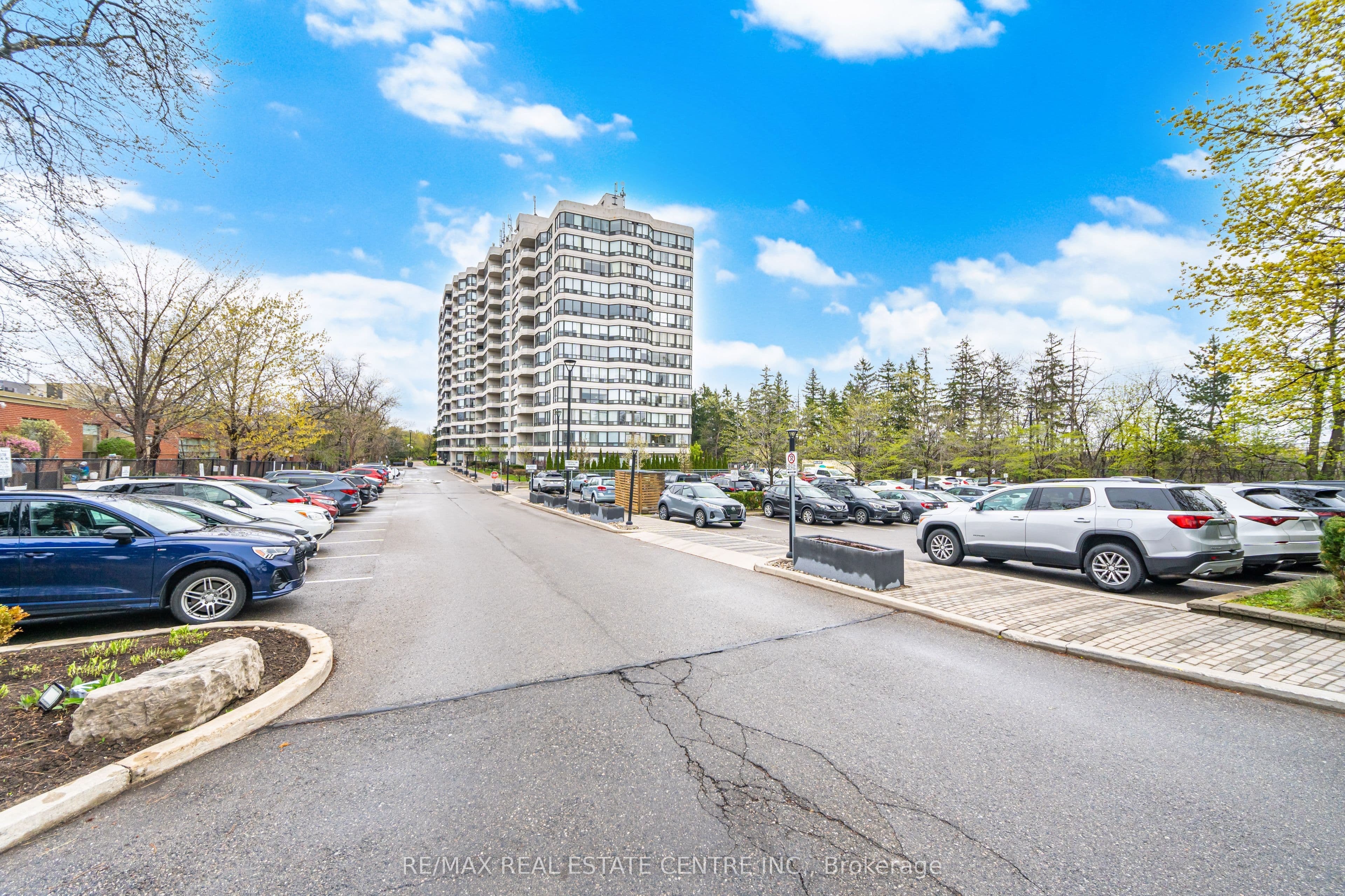 8501 Bayview Avenue 1414, Richmond Hill, ON L4B 3J7
