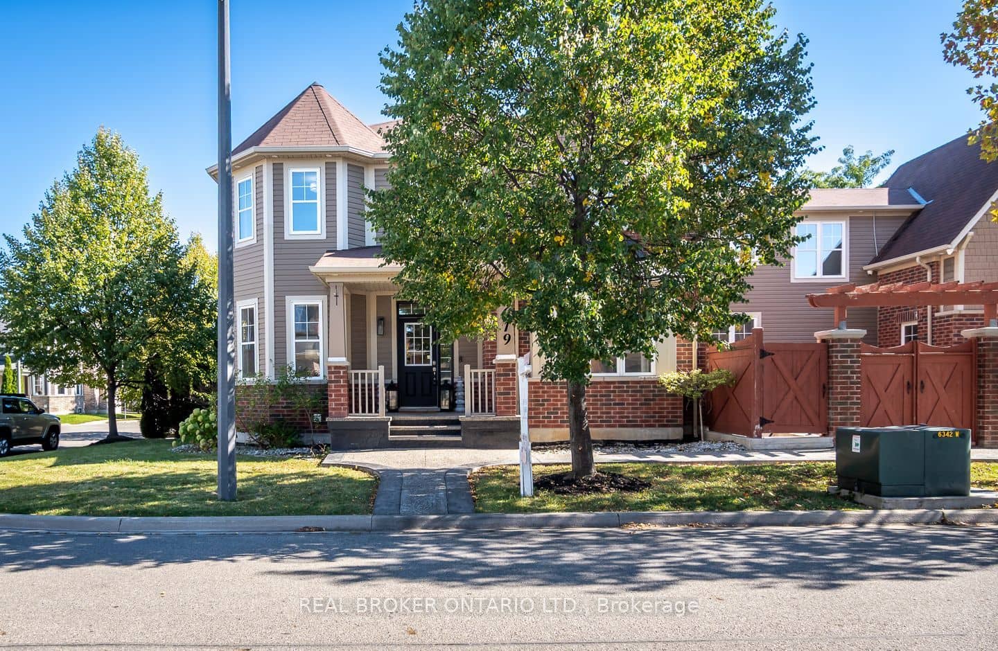 619 Snider Terrace, Milton, ON L9T 7R8