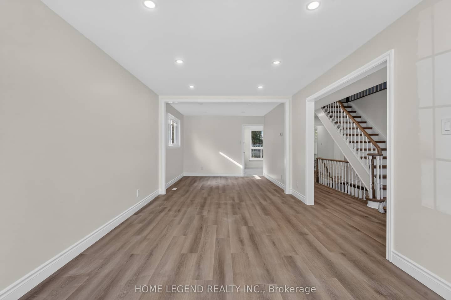 52 Carlton Road, Markham, ON L3R 1Z5