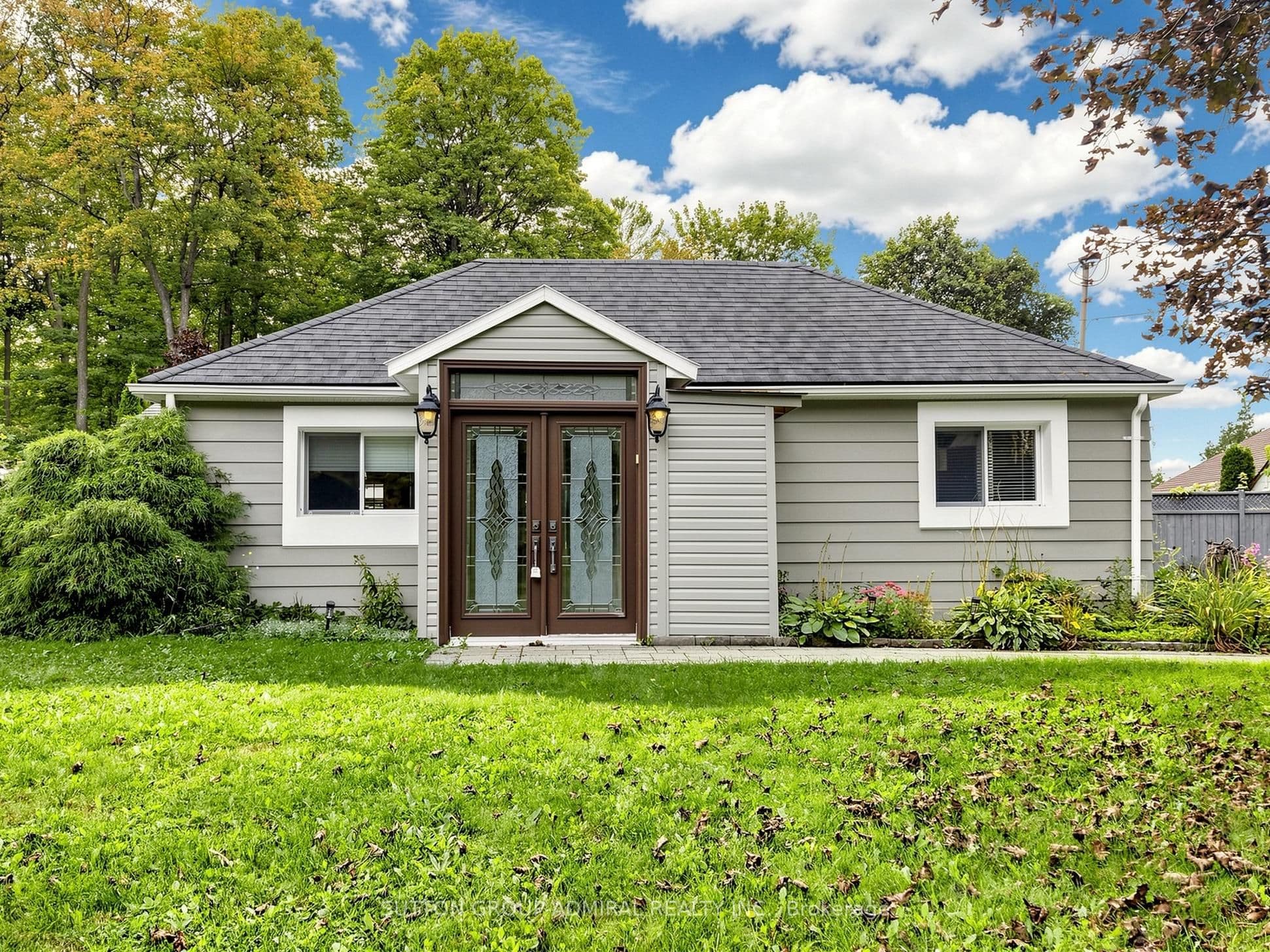 4631 Aurora Road, Whitchurch-Stouffville, ON L4A 7X4