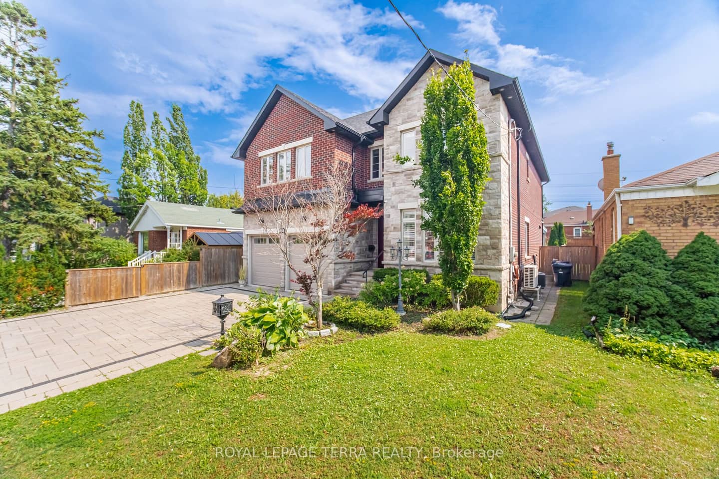 27 Minford Avenue, Toronto, ON M1R 2B2