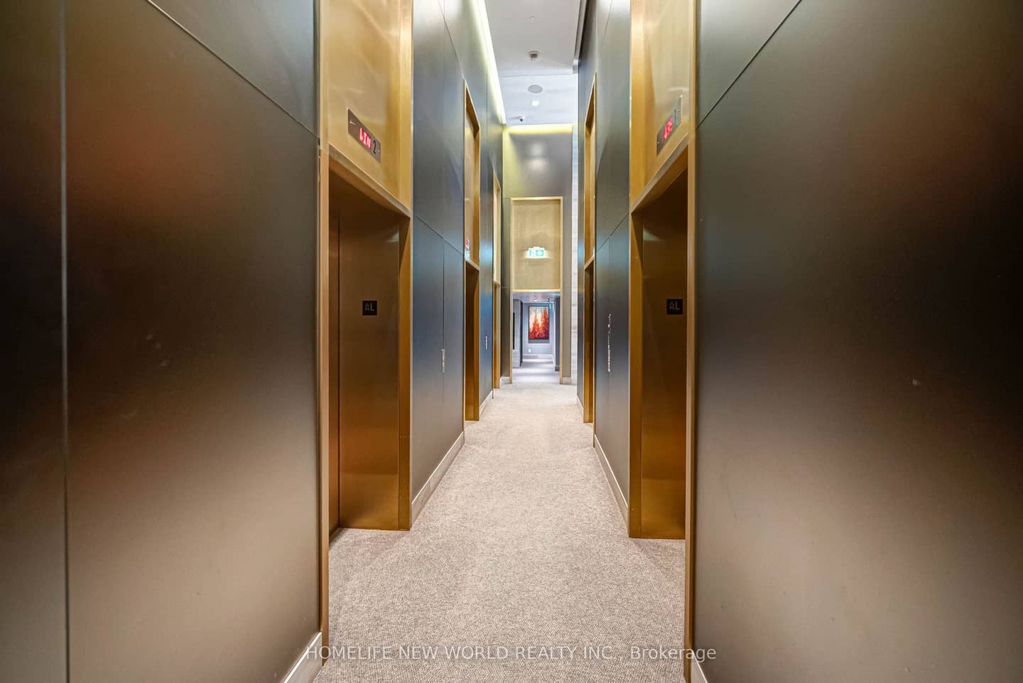 50 Charles Street E 1103, Toronto, ON M4Y 0C4