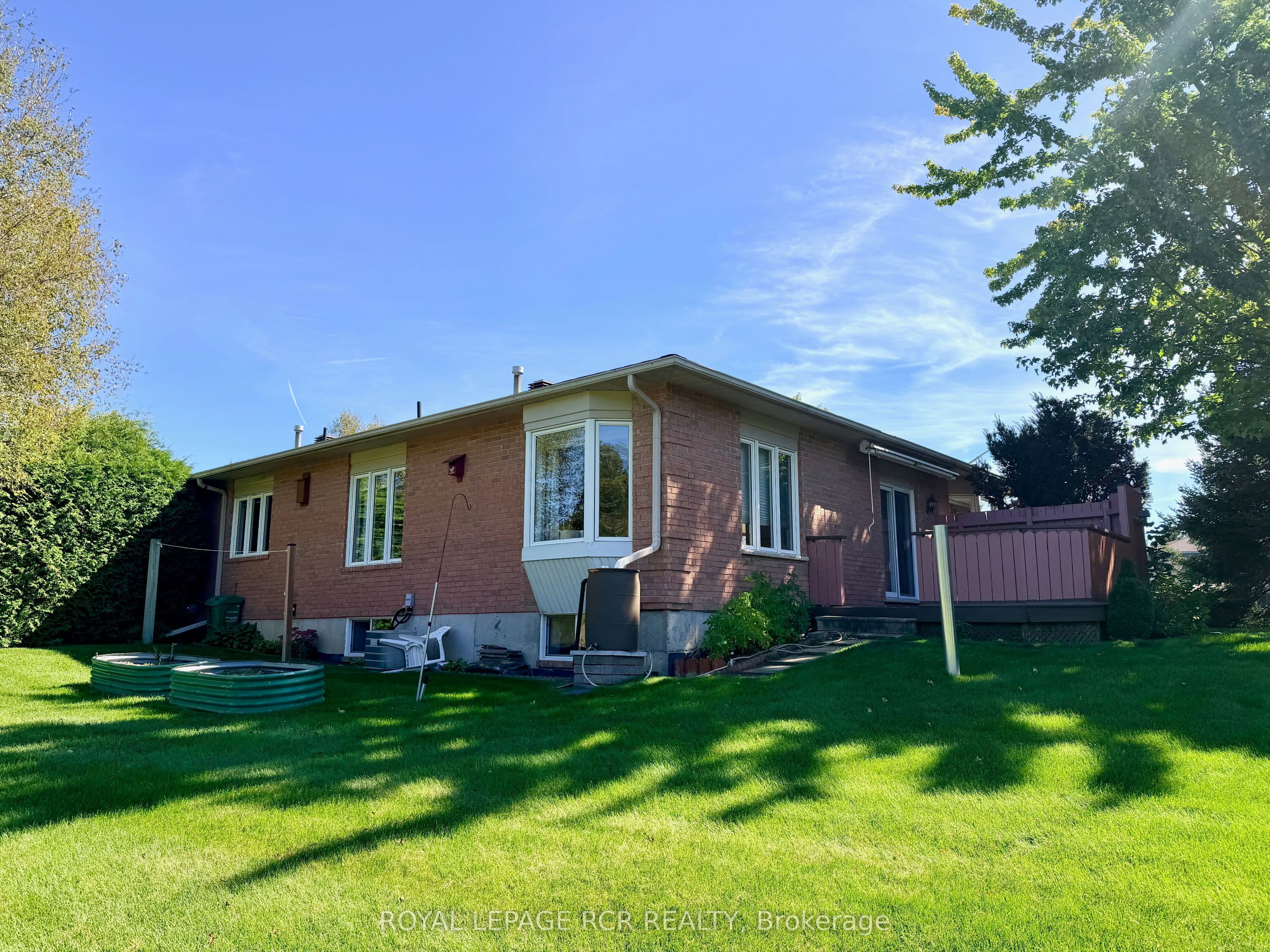 28 Reddington Drive 1, Caledon, ON L7E 0E4